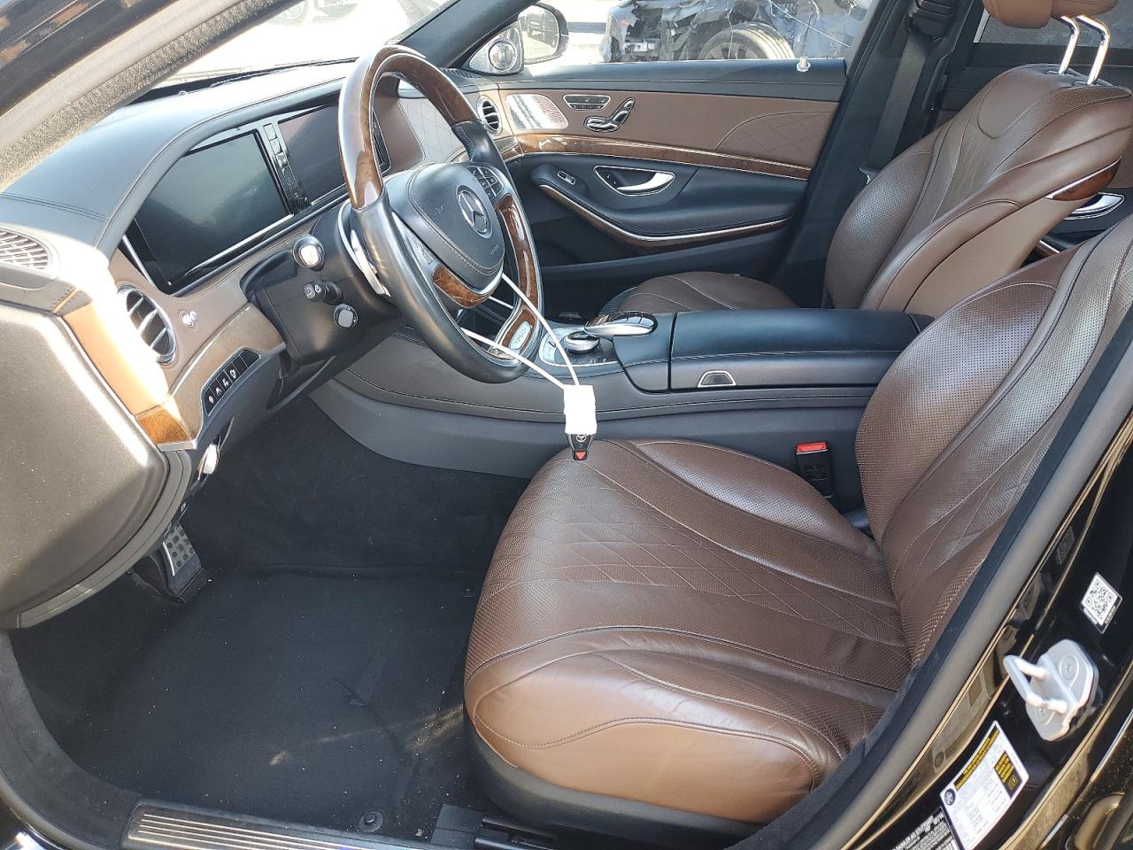 2015 Mercedes-benz S 550 Black vin: WDDUG8CB4FA107652