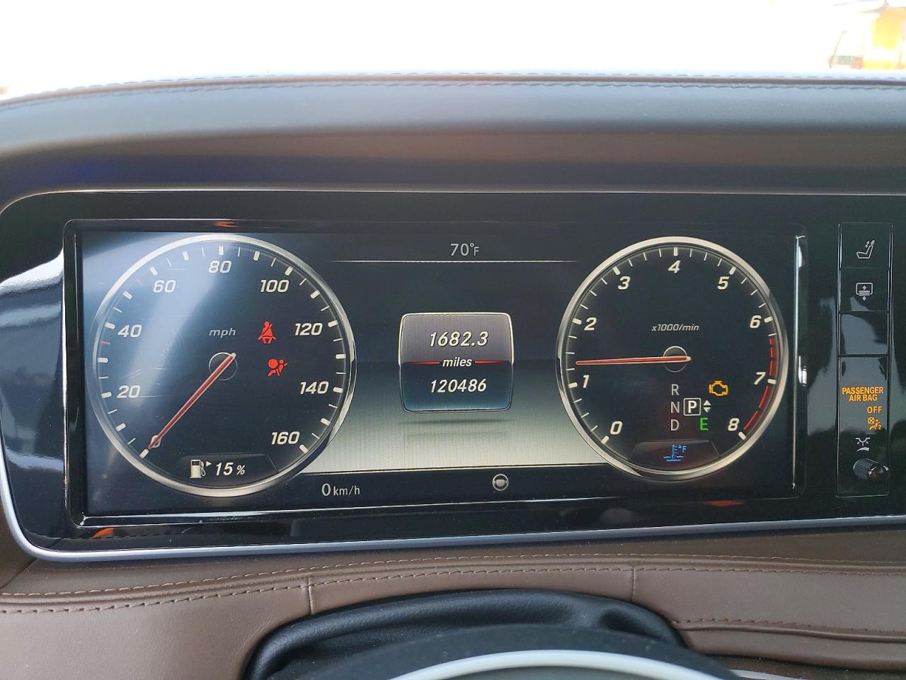 2015 Mercedes-benz S 550 Black vin: WDDUG8CB4FA107652