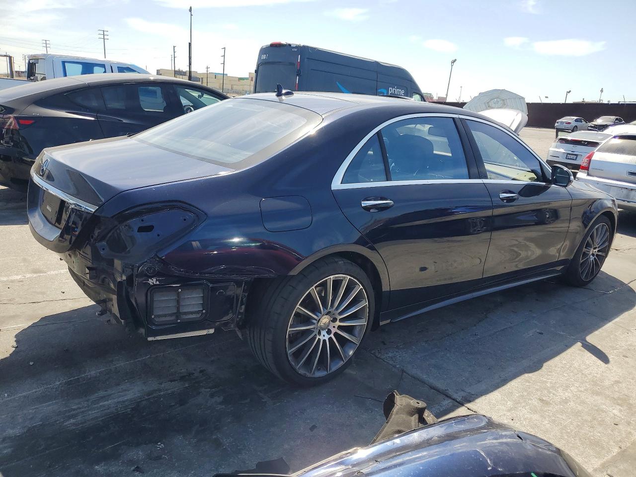 2015 Mercedes-benz S 550 Blue vin: WDDUG8CB4FA163378
