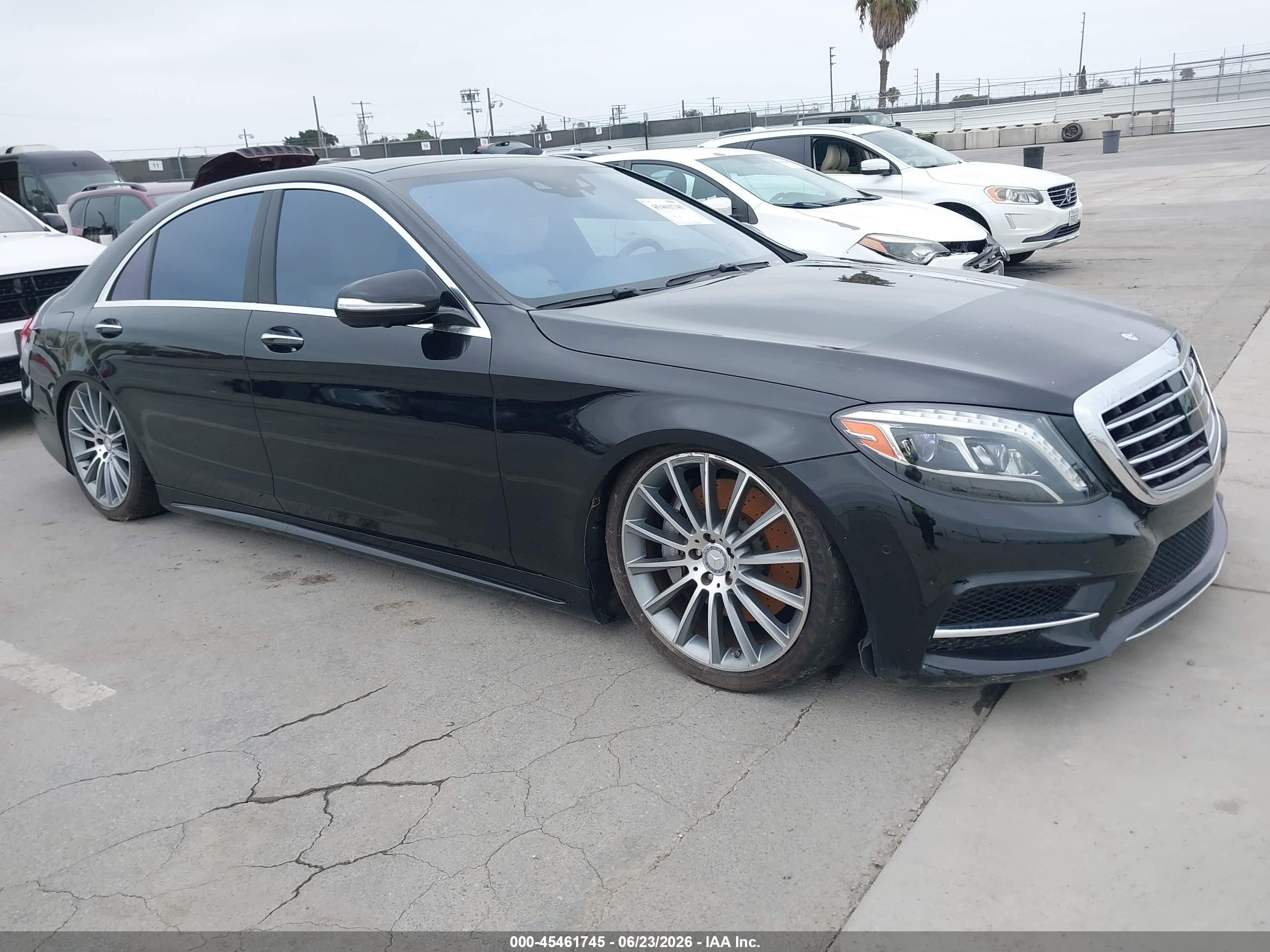 2015 Mercedes-benz S 550   Black vin: WDDUG8CB4FA180326