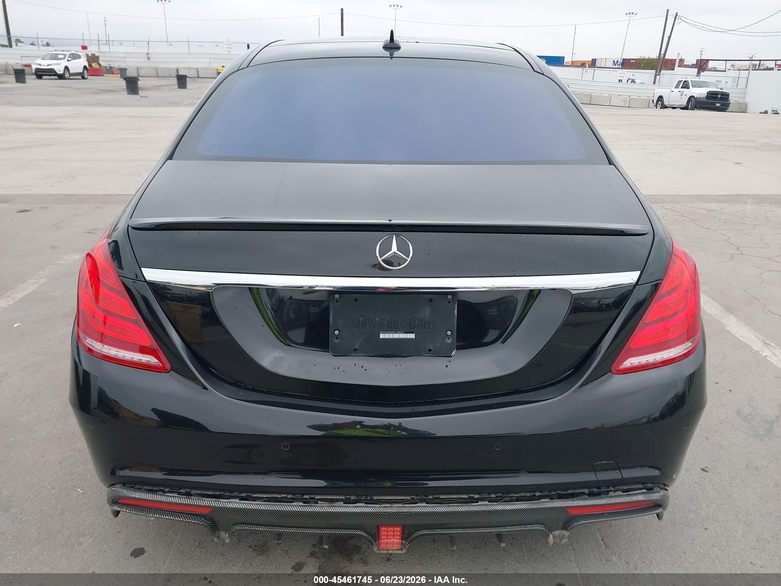 2015 Mercedes-benz S 550   Black vin: WDDUG8CB4FA180326