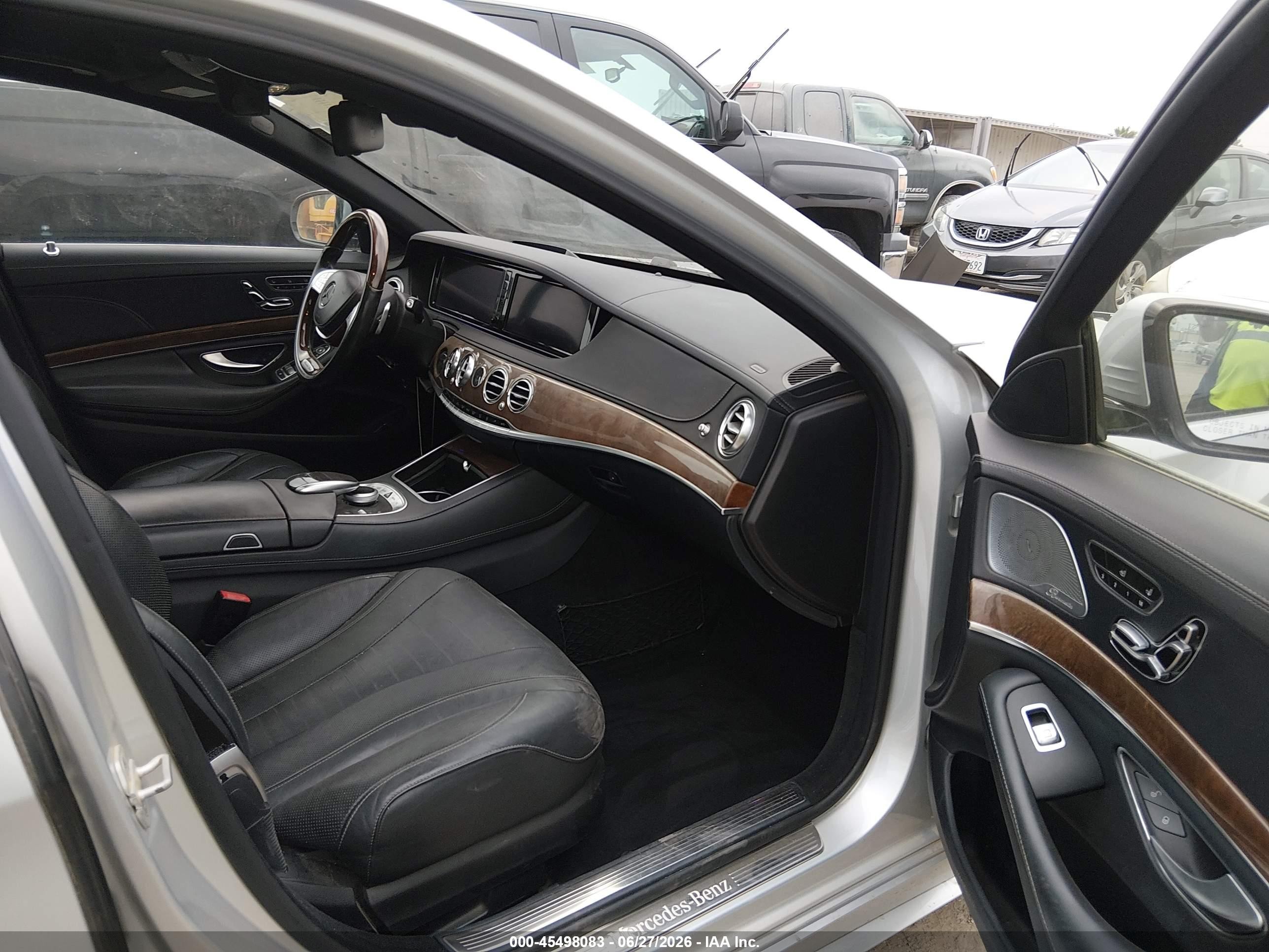 2015 Mercedes-benz S 550   Silver vin: WDDUG8CB4FA203507