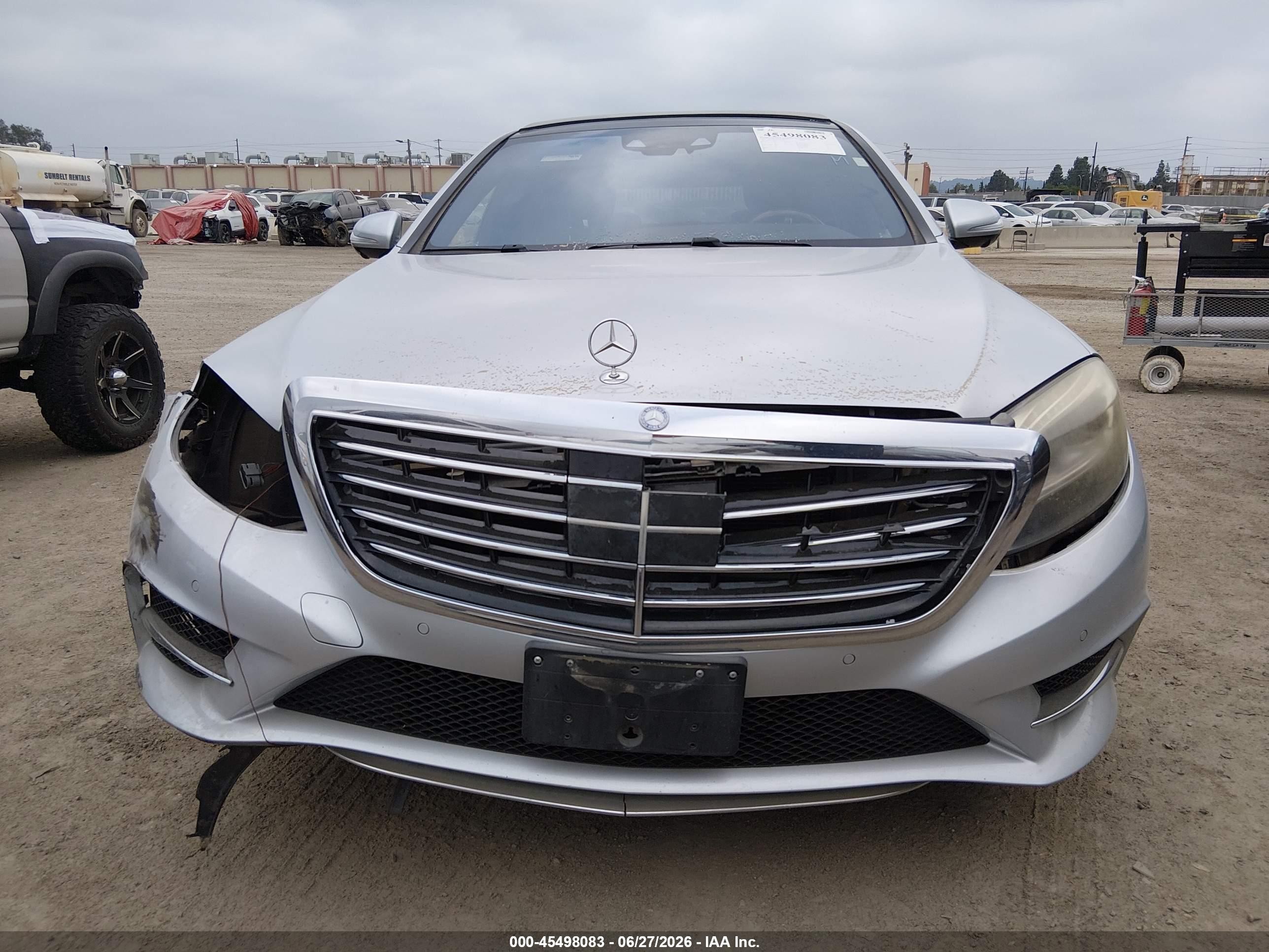 2015 Mercedes-benz S 550   Silver vin: WDDUG8CB4FA203507