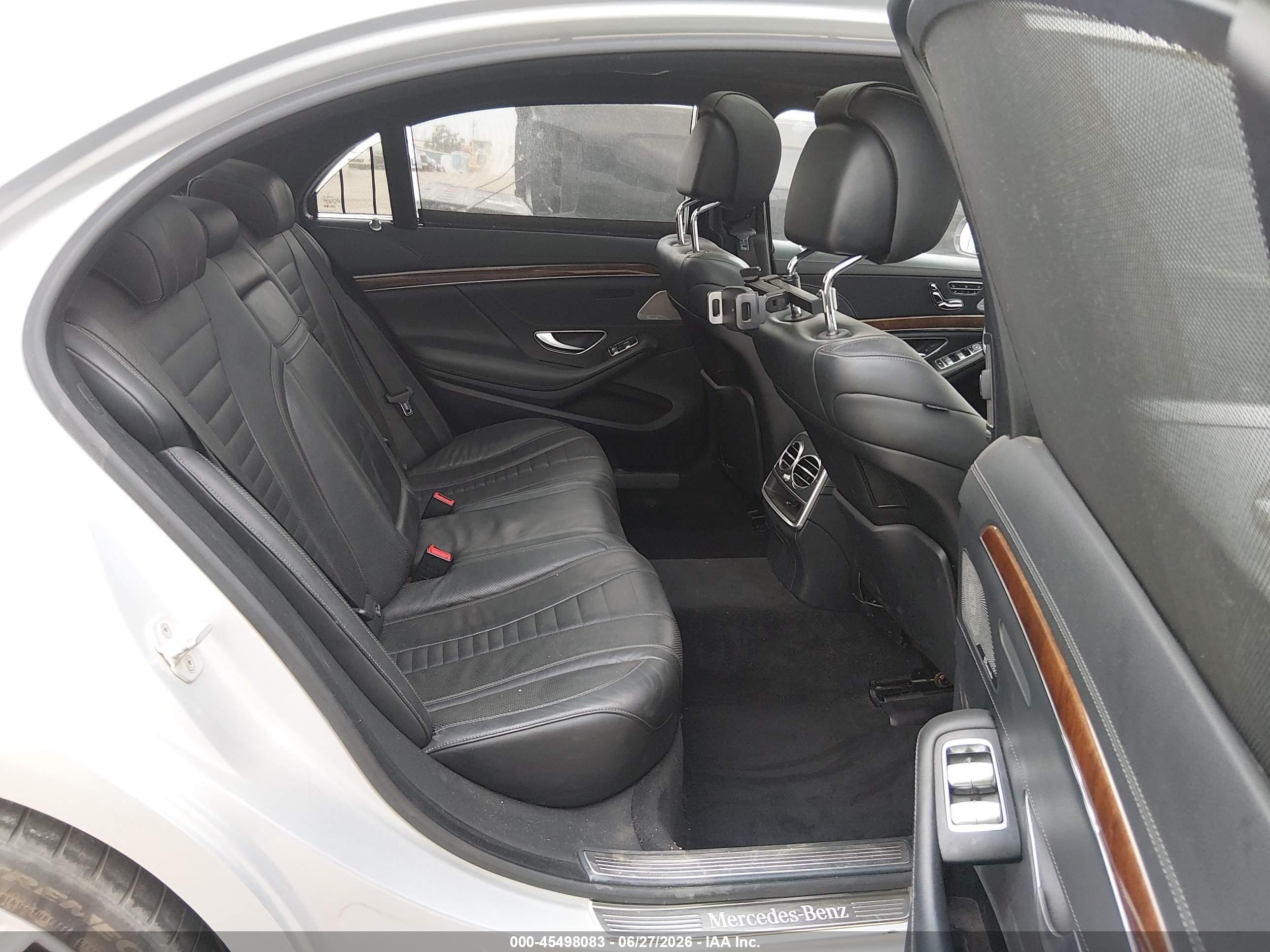 2015 Mercedes-benz S 550   Silver vin: WDDUG8CB4FA203507