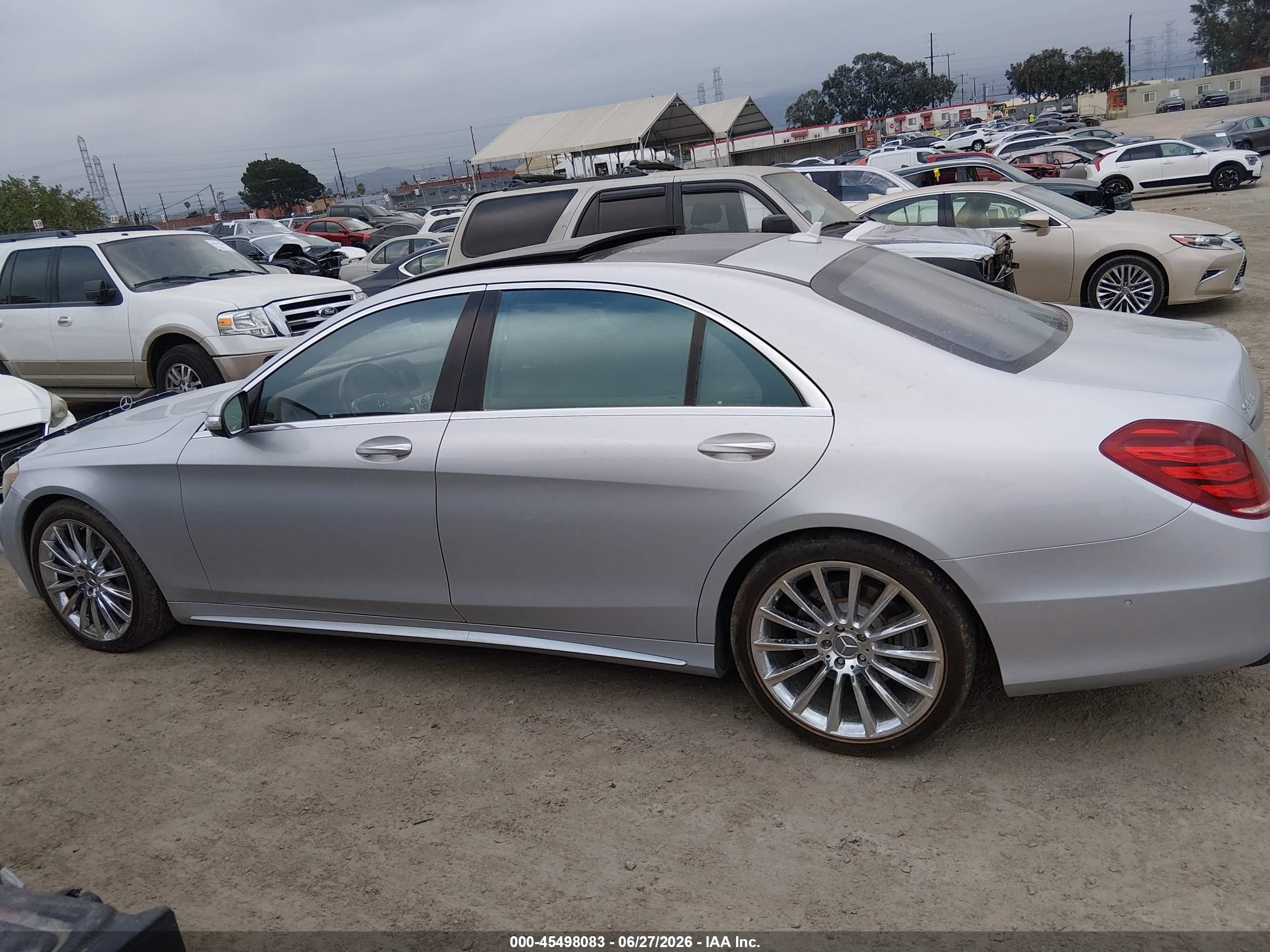 2015 Mercedes-benz S 550   Silver vin: WDDUG8CB4FA203507