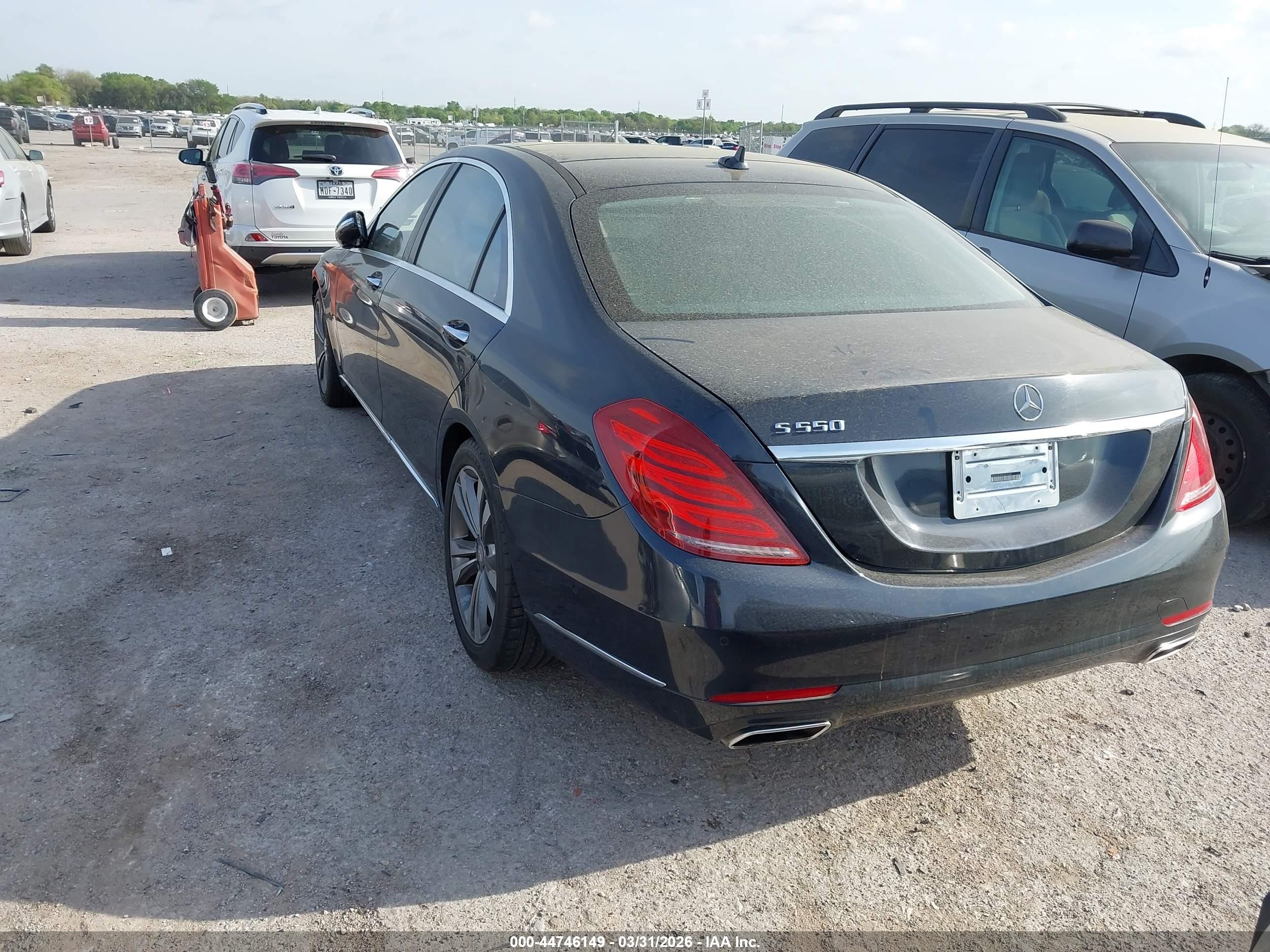 2014 Mercedes-benz S 550   Black vin: WDDUG8CB5EA013035