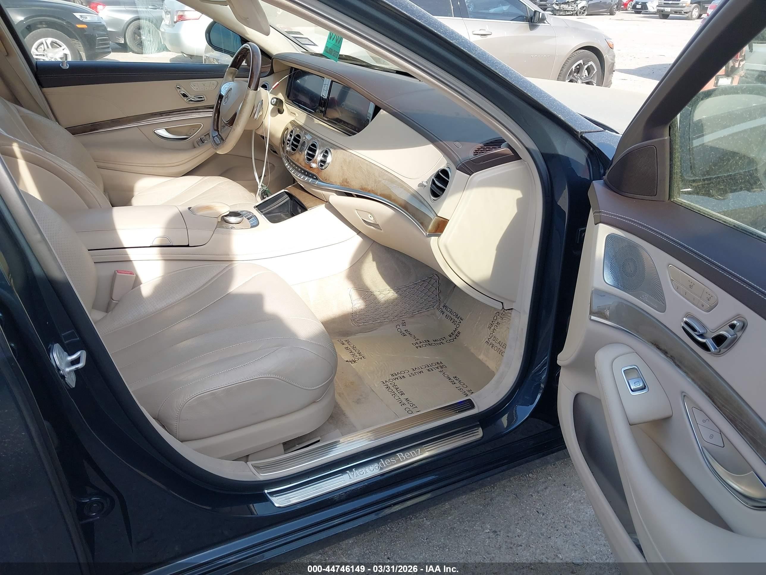2014 Mercedes-benz S 550   Black vin: WDDUG8CB5EA013035