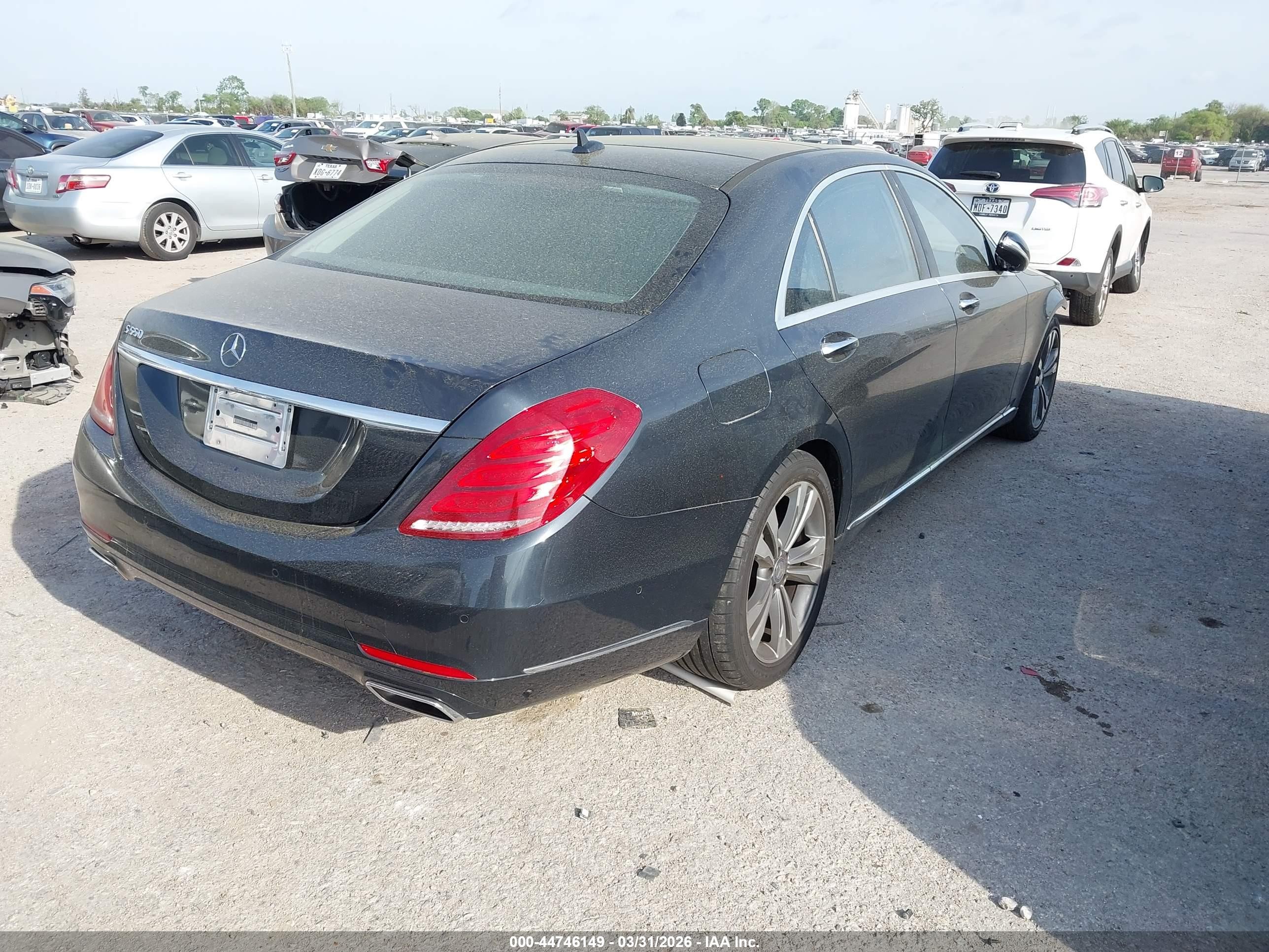 2014 Mercedes-benz S 550   Black vin: WDDUG8CB5EA013035