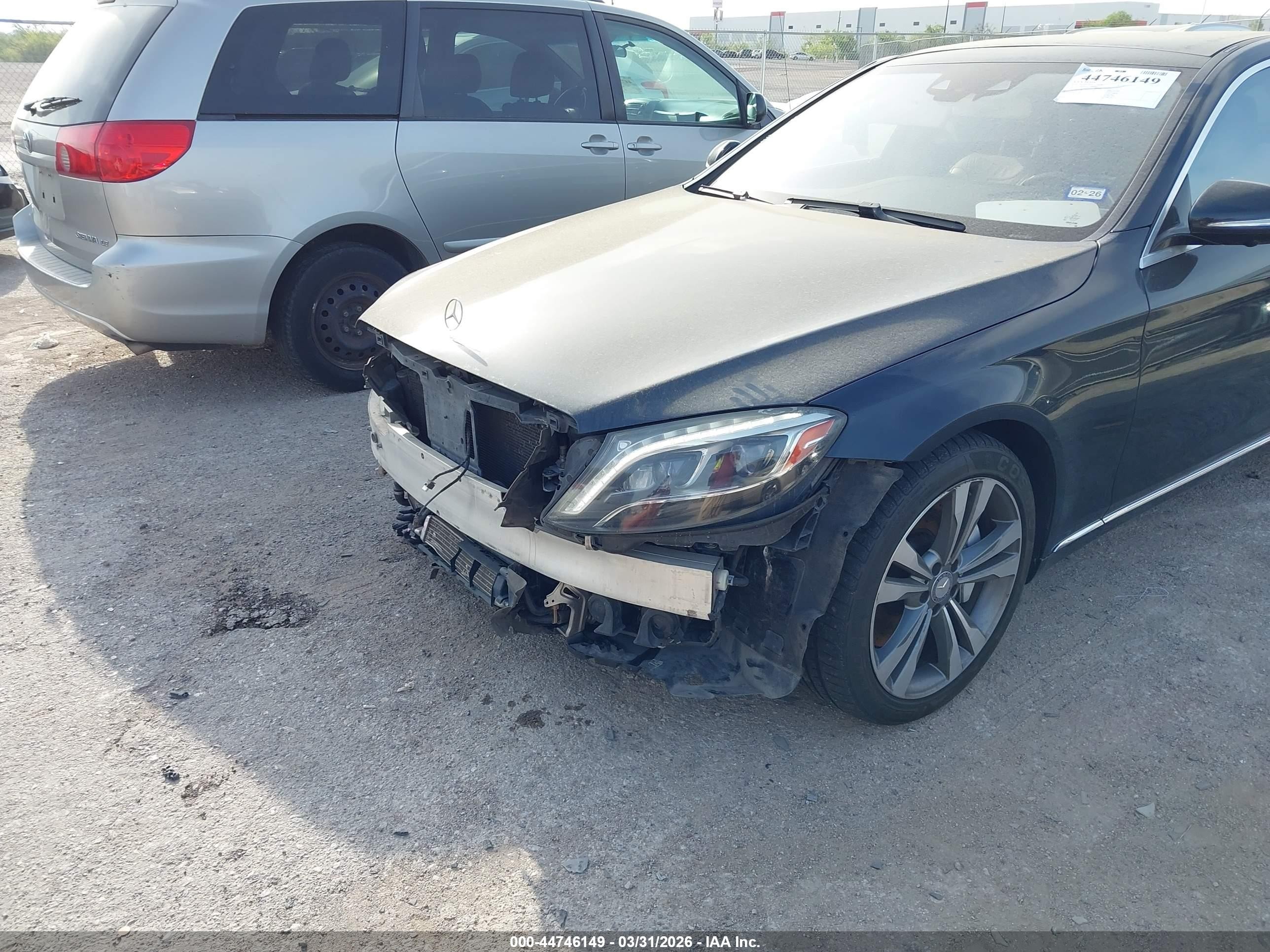 2014 Mercedes-benz S 550   Black vin: WDDUG8CB5EA013035