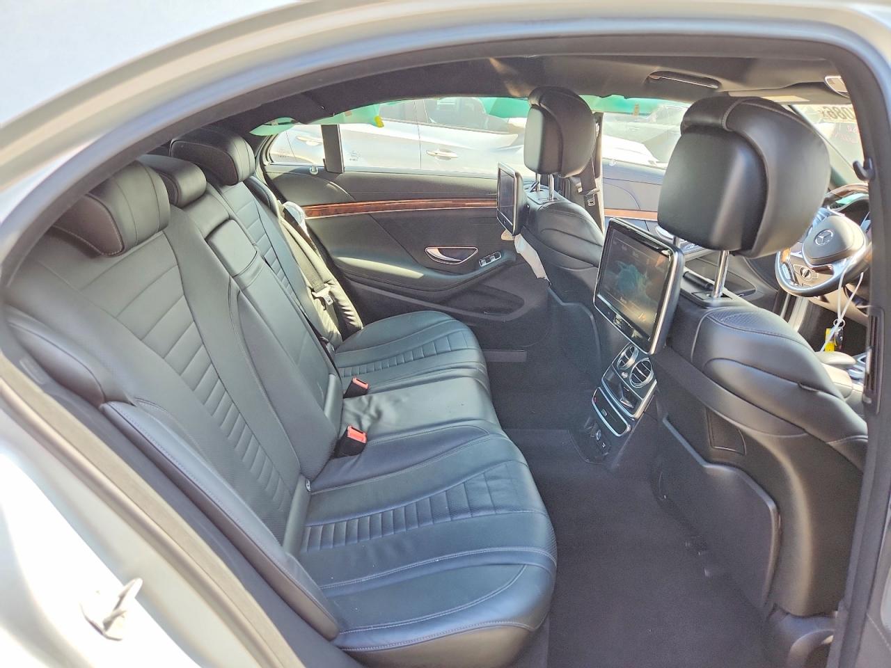 2014 Mercedes-benz S 550 Silver vin: WDDUG8CB5EA046293