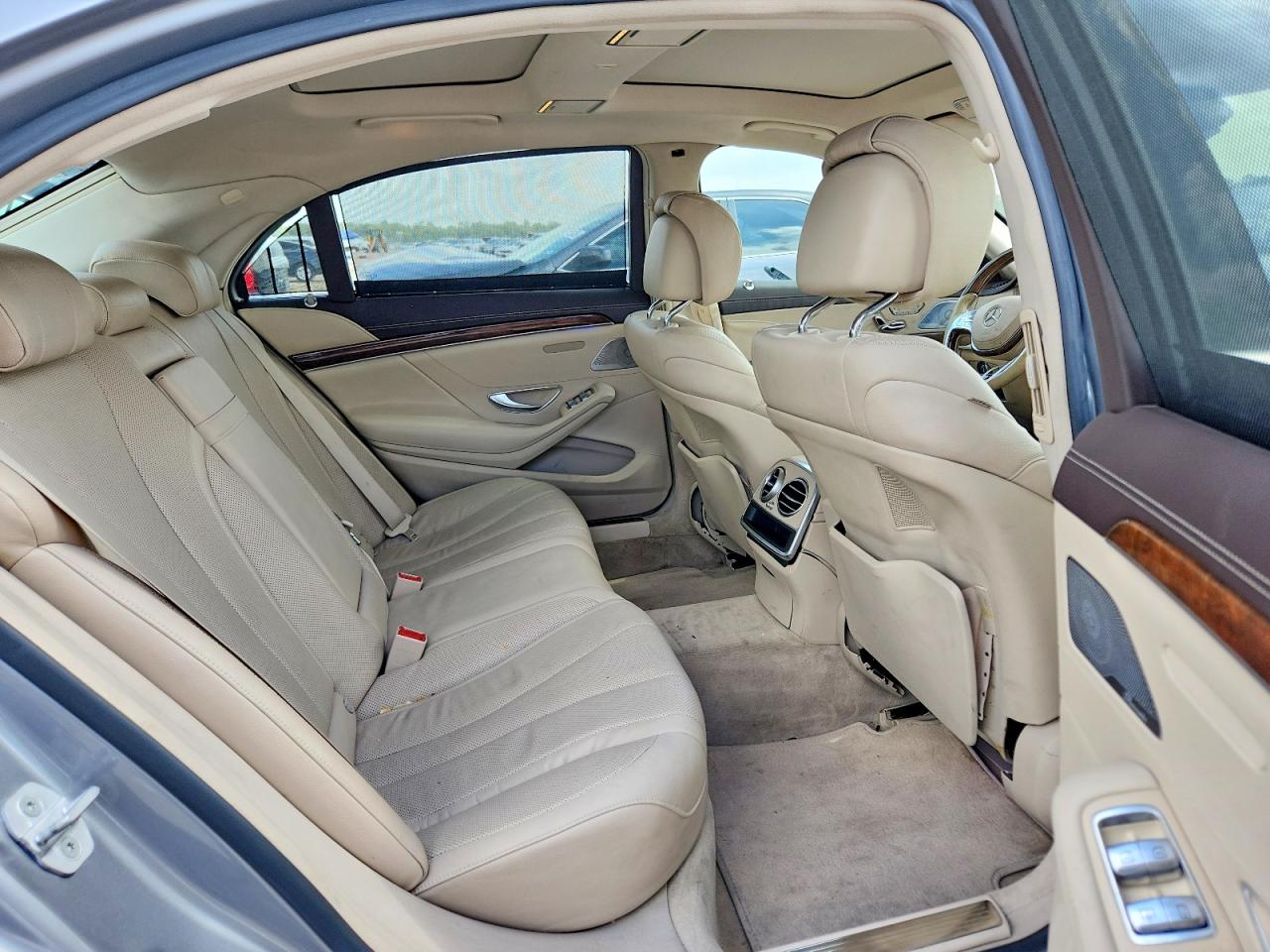 2014 Mercedes-benz S 550 Gray vin: WDDUG8CB5EA049694