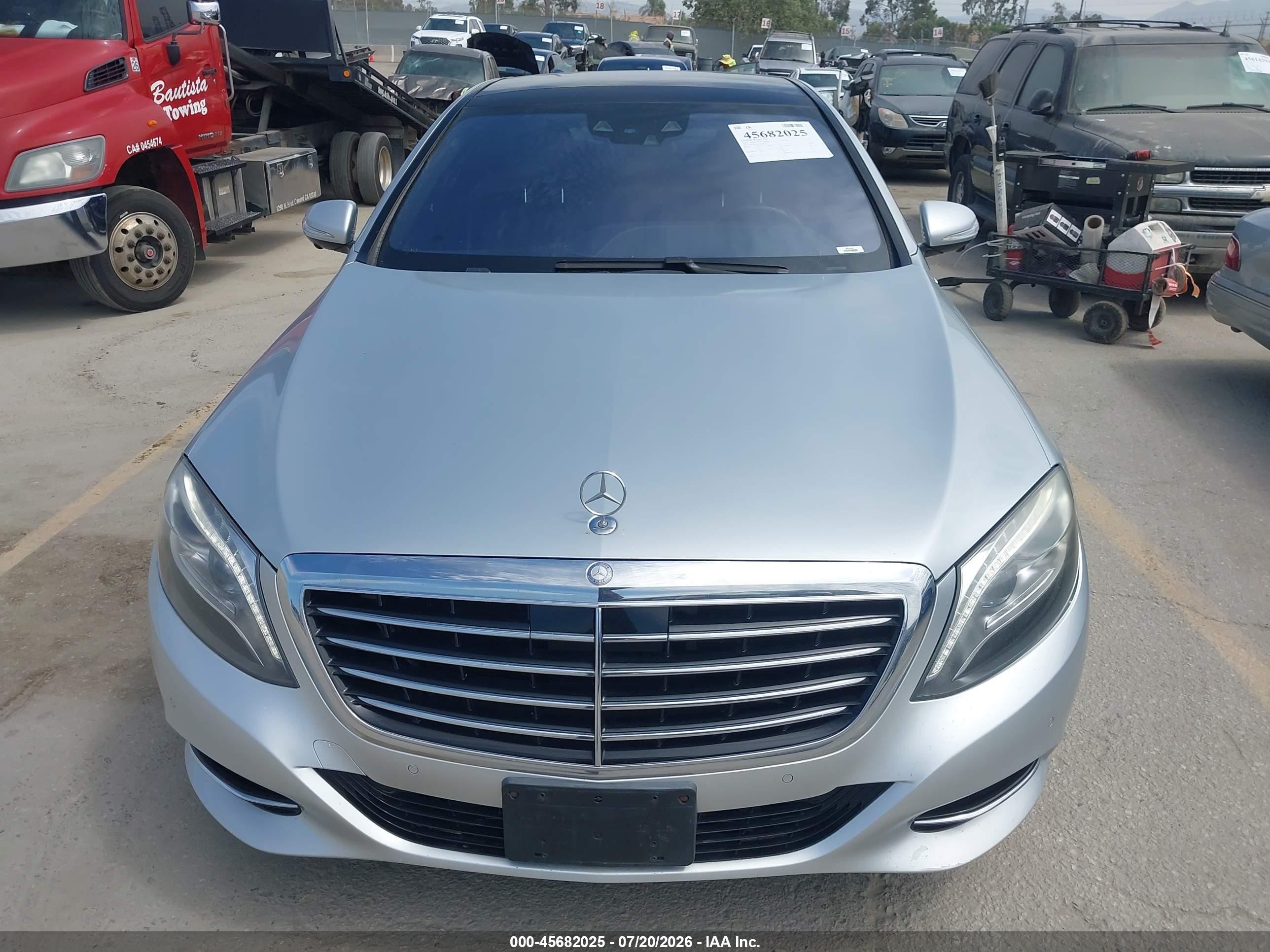 2014 Mercedes-benz S 550   Silver vin: WDDUG8CB5EA055933