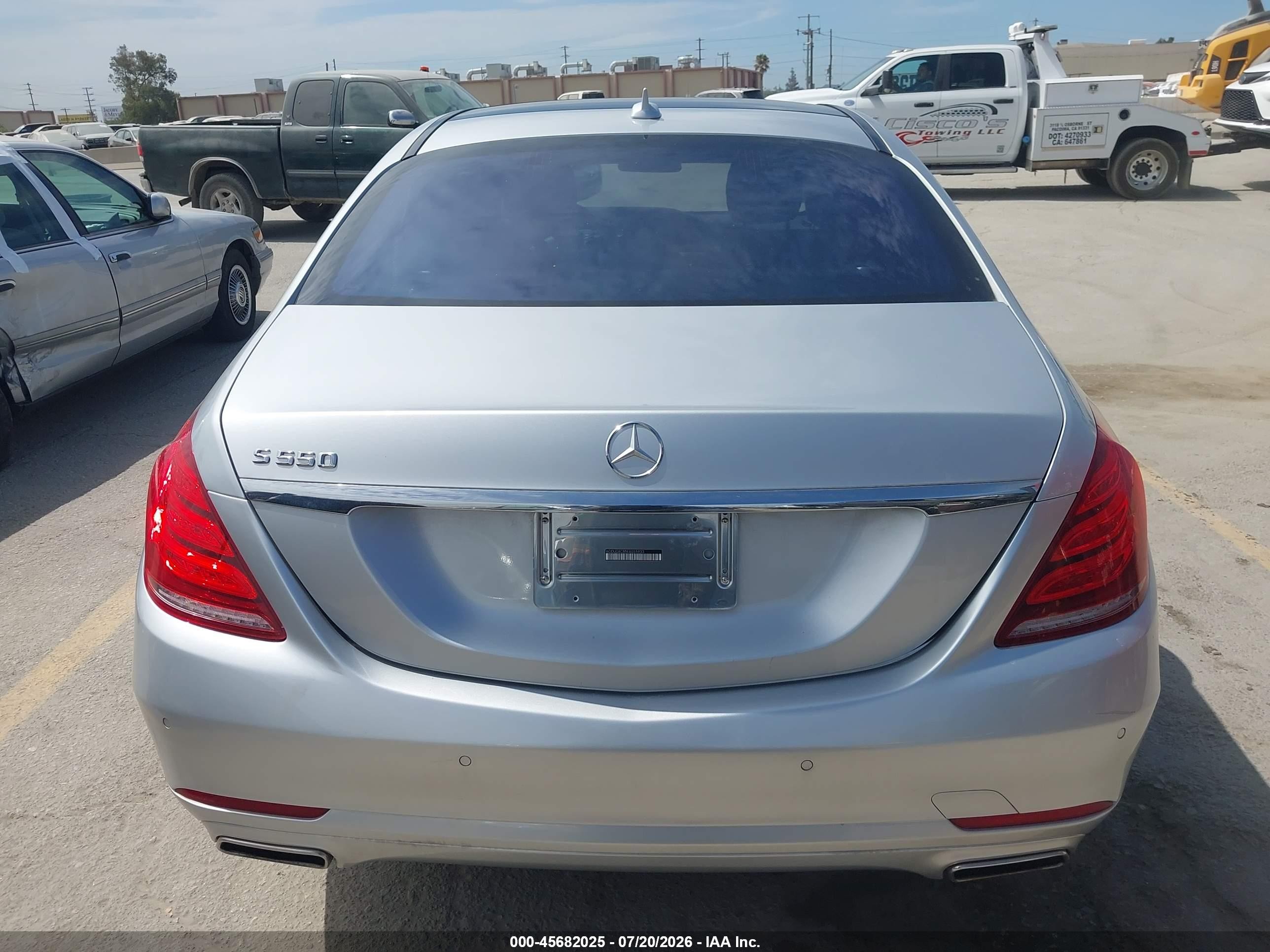 2014 Mercedes-benz S 550   Silver vin: WDDUG8CB5EA055933