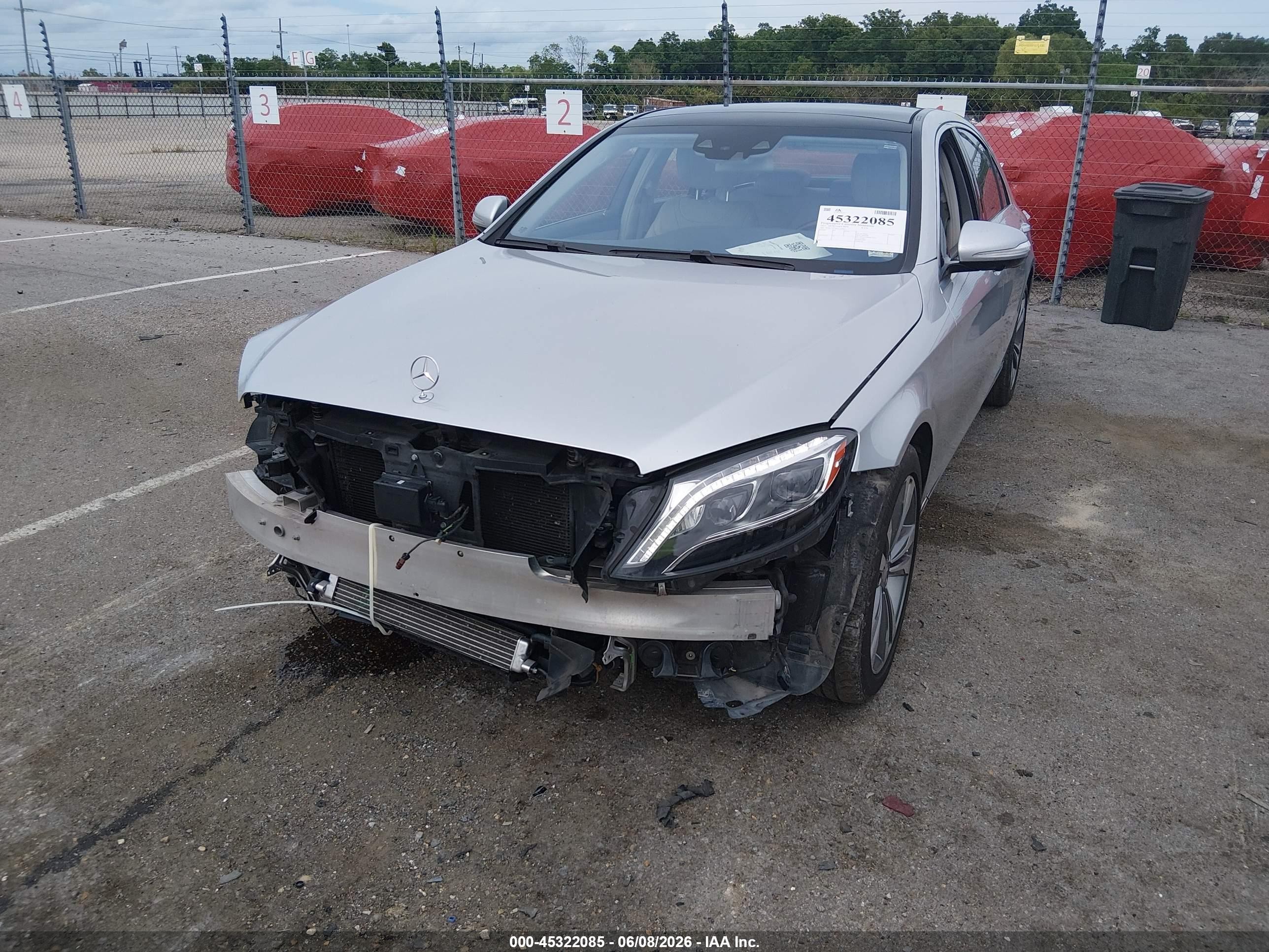 2015 Mercedes-benz S 550   Серебряный vin: WDDUG8CB5FA103965