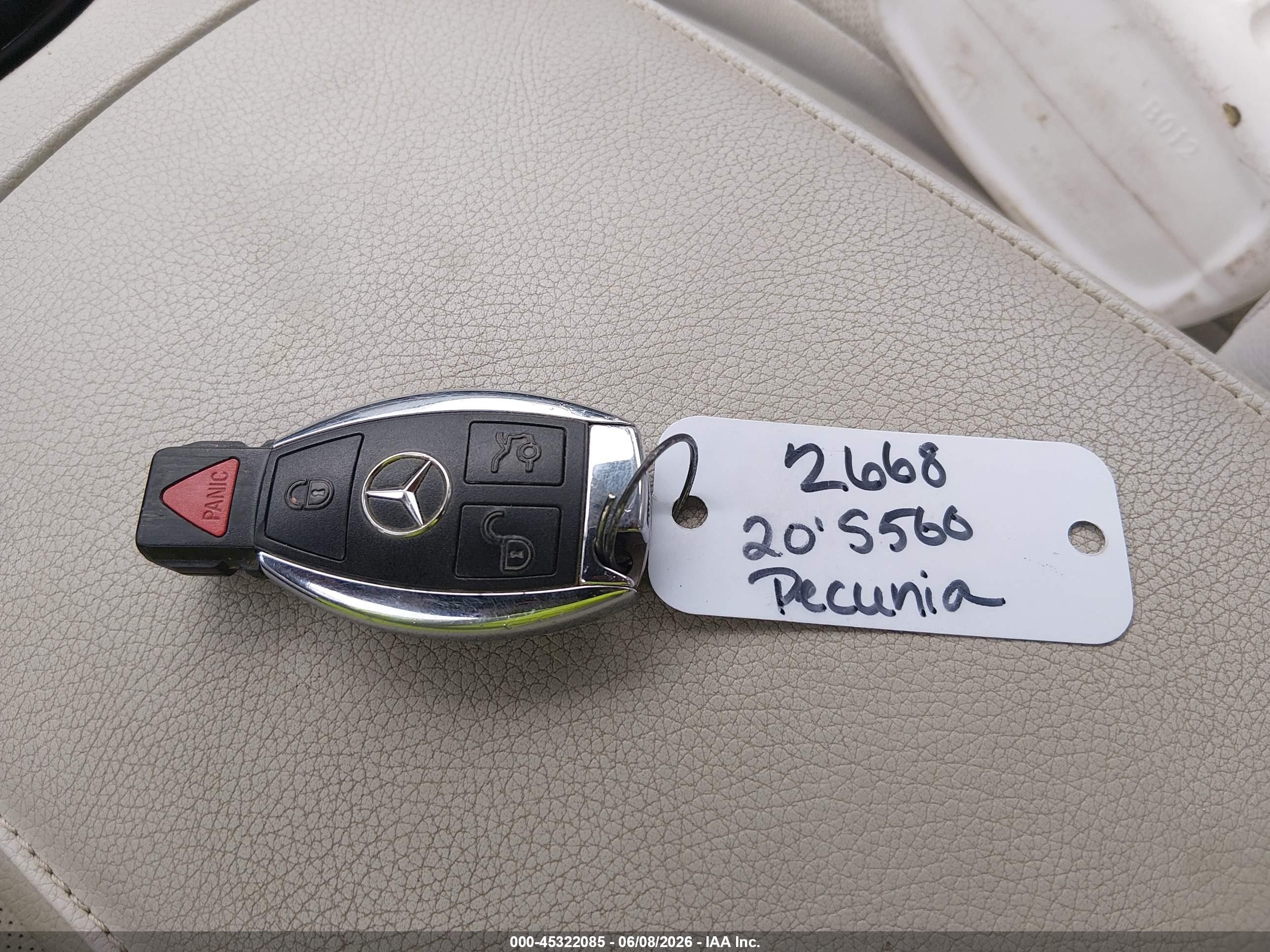 2015 Mercedes-benz S 550   Серебряный vin: WDDUG8CB5FA103965