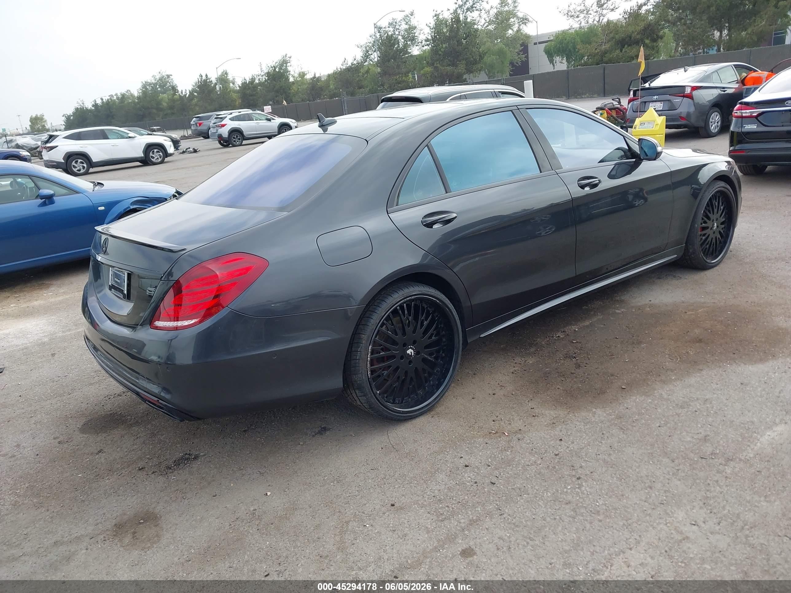2015 Mercedes-benz S 550   Gray vin: WDDUG8CB5FA135234