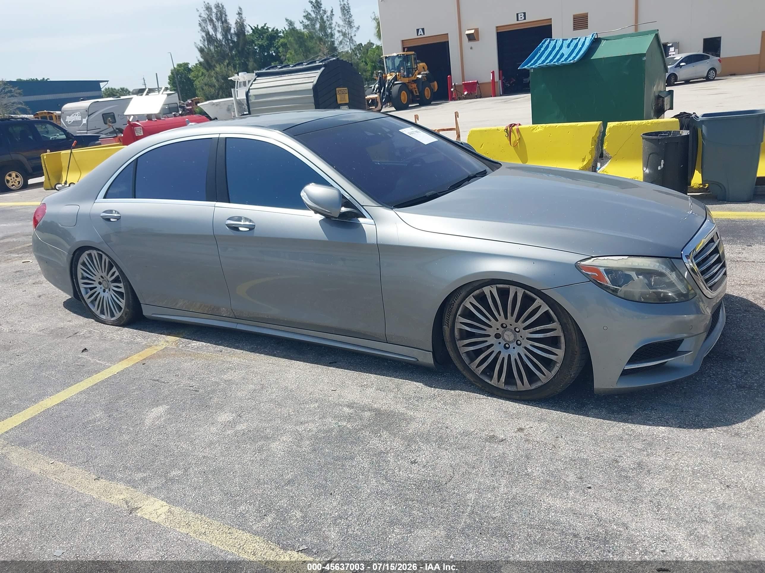 2015 Mercedes-benz S 550   Gray vin: WDDUG8CB5FA141339