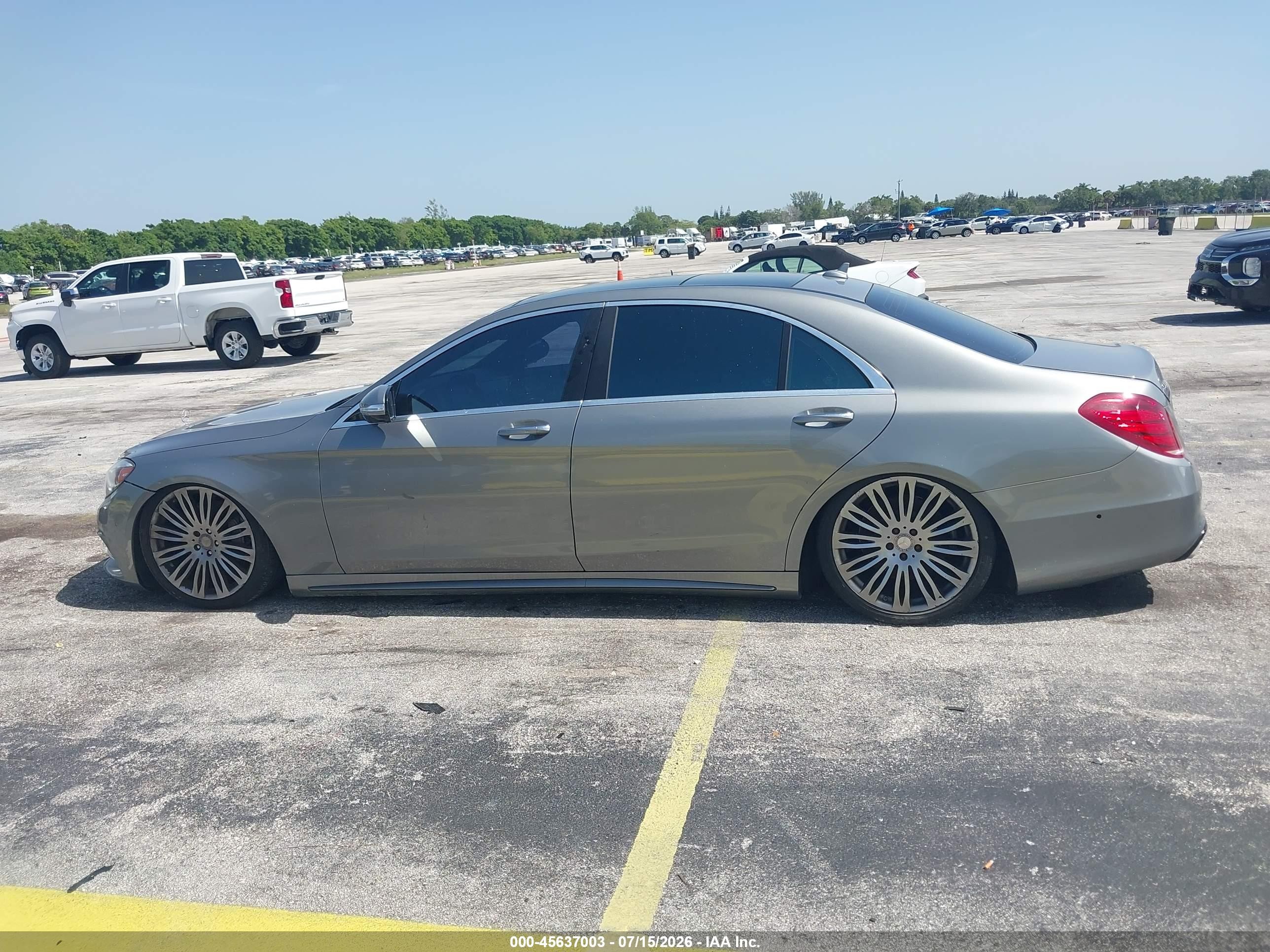2015 Mercedes-benz S 550   Gray vin: WDDUG8CB5FA141339