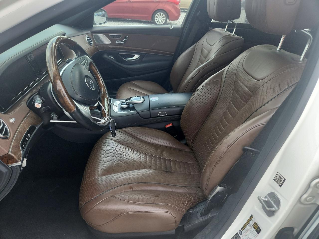 2015 Mercedes-benz S 550 White vin: WDDUG8CB5FA144466