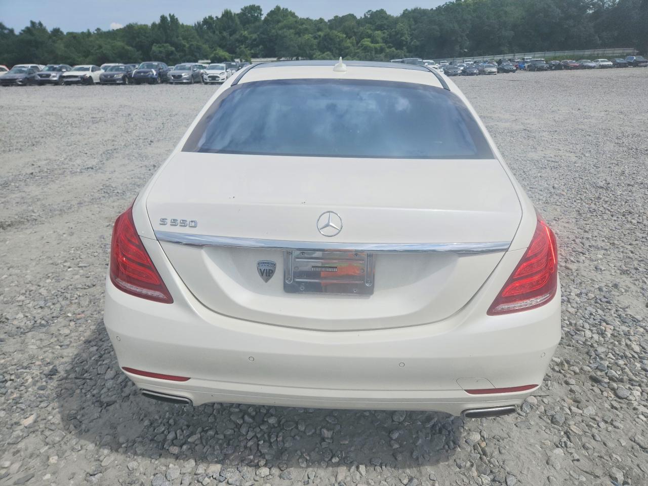 2015 Mercedes-benz S 550 White vin: WDDUG8CB5FA144466