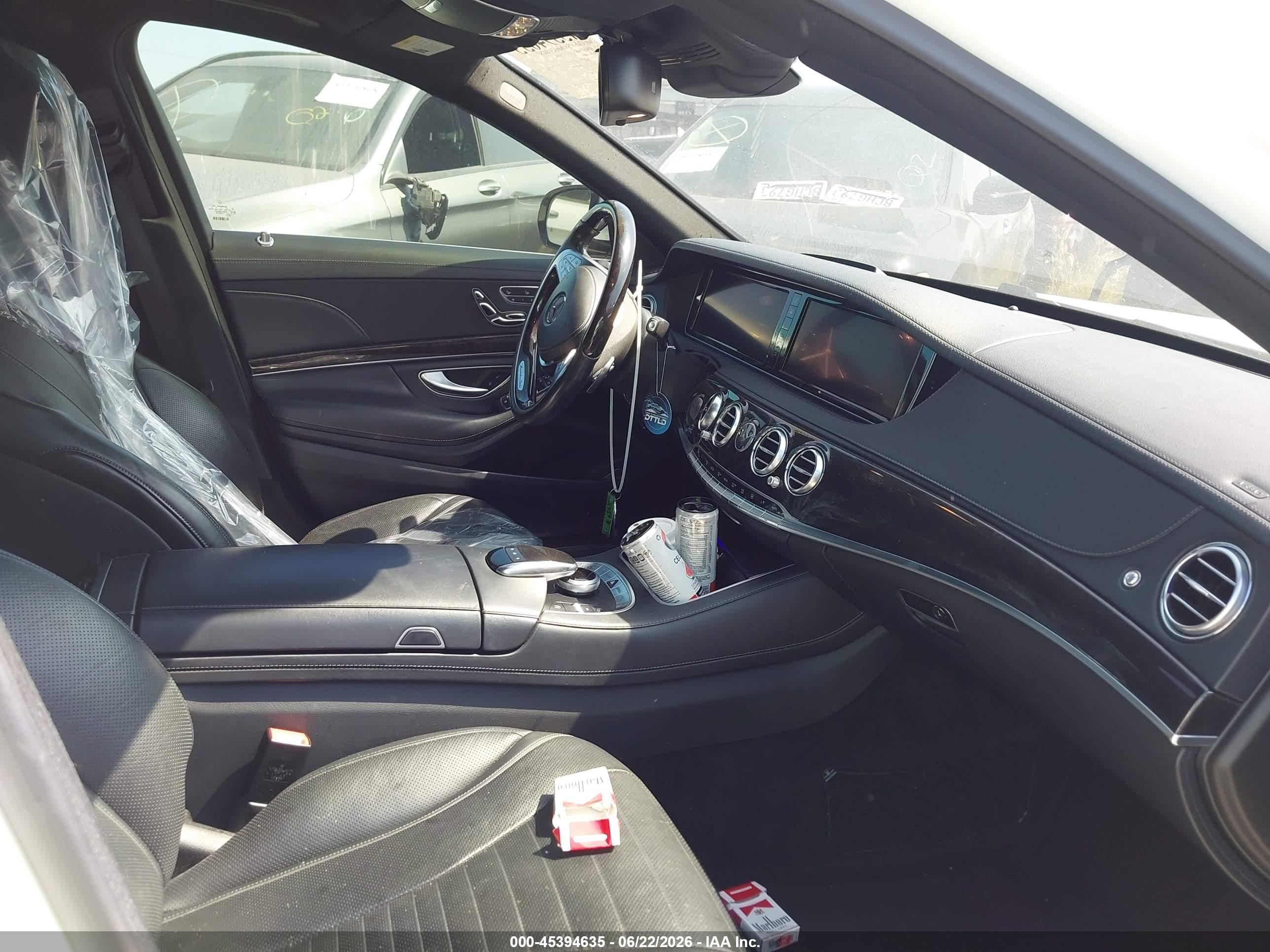 2015 Mercedes-benz S 550 White vin: WDDUG8CB5FA149859