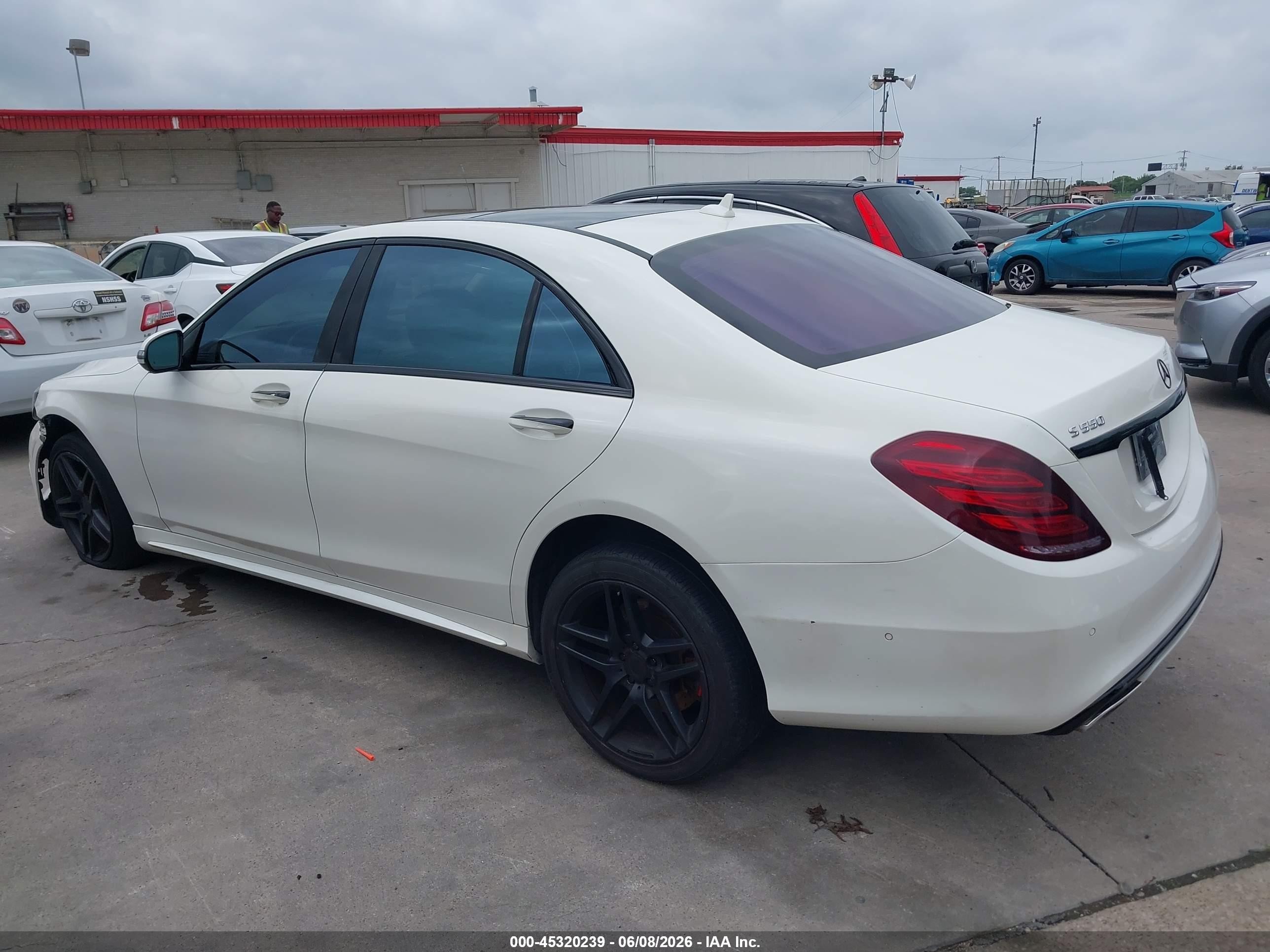 2014 Mercedes-benz S 550   White vin: WDDUG8CB6EA009169
