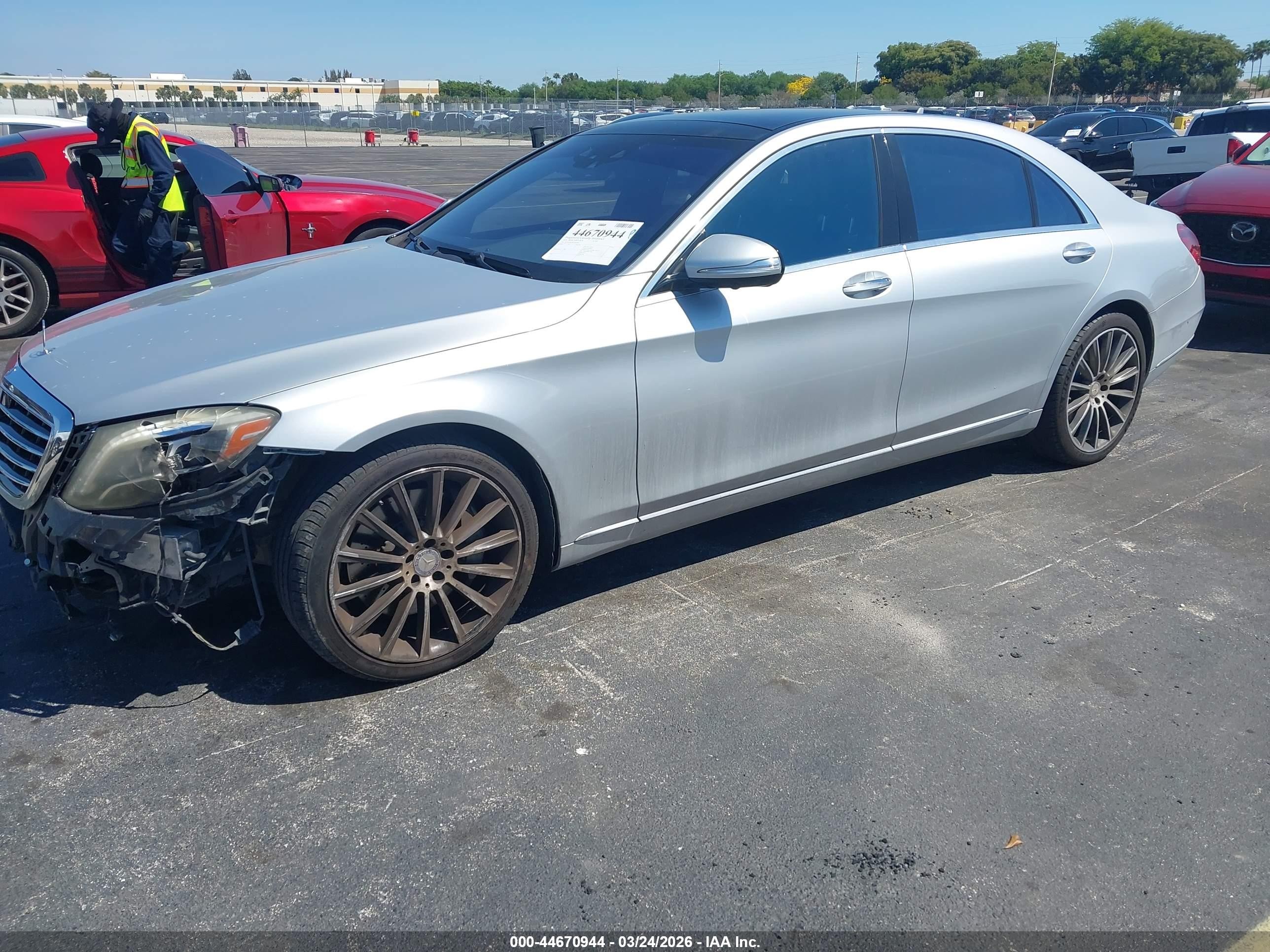 2014 Mercedes-benz S 550   Gray vin: WDDUG8CB6EA043063