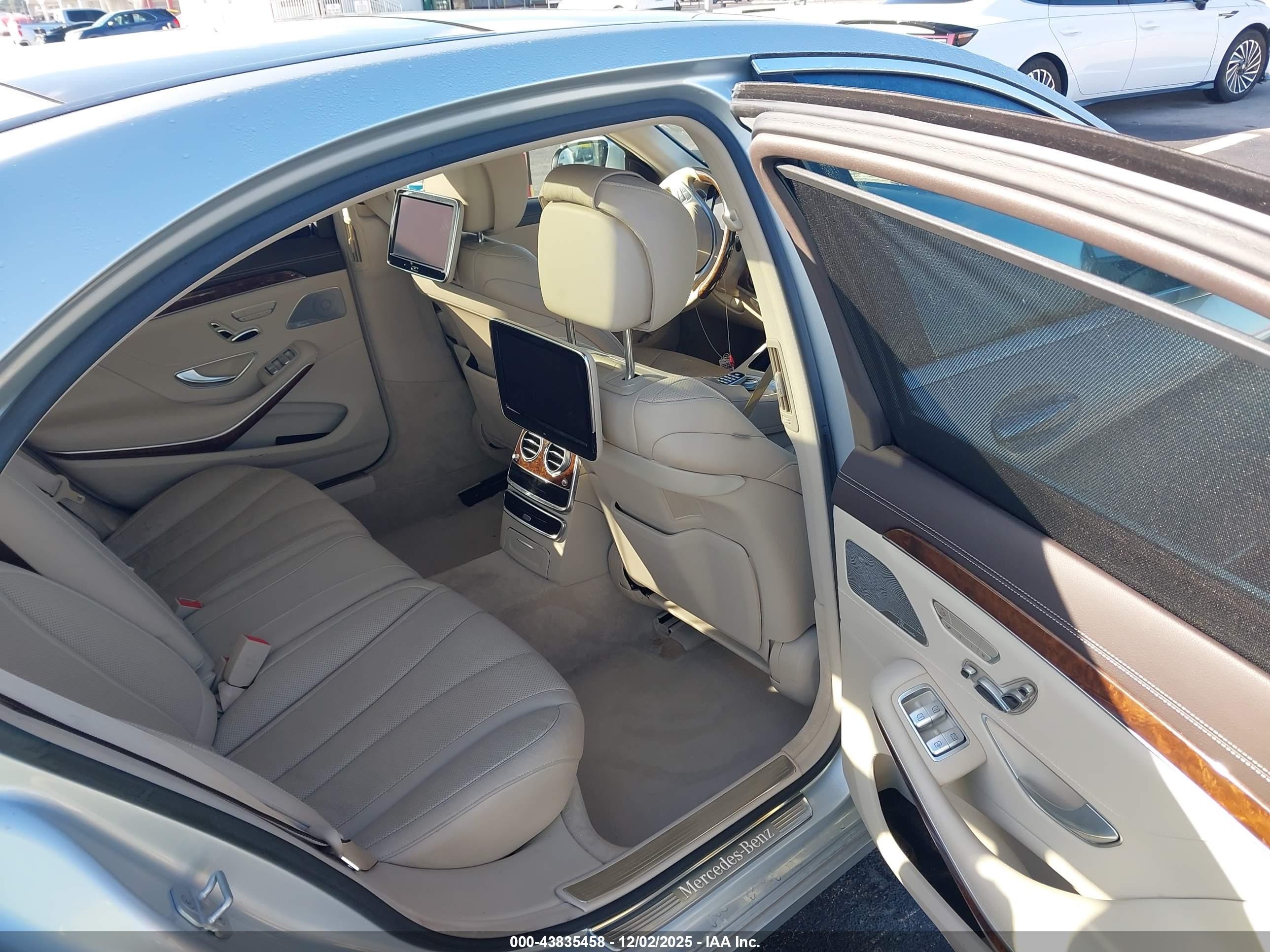 2014 Mercedes-benz S 550   Silver vin: WDDUG8CB6EA055326