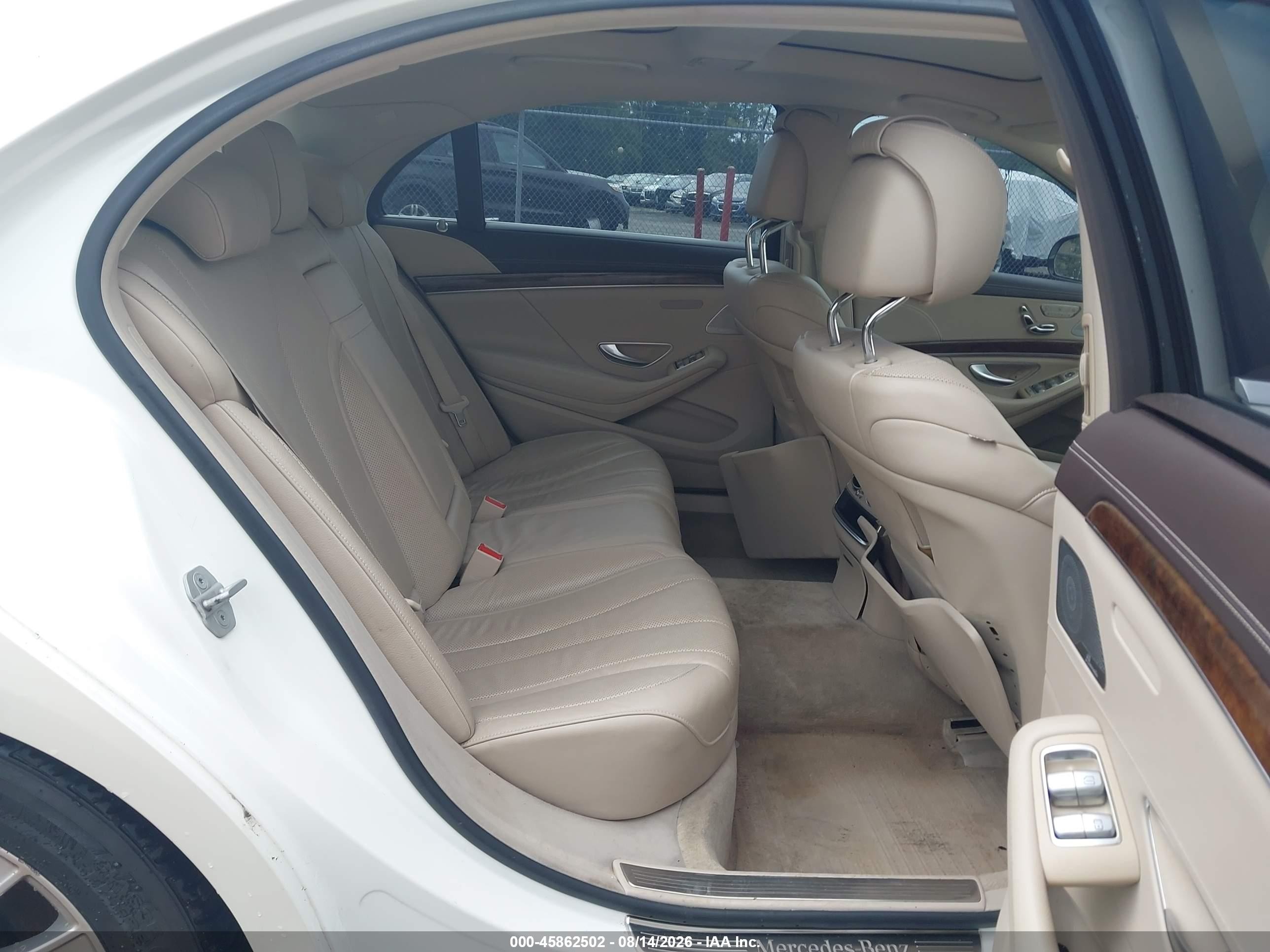2014 Mercedes-benz S 550   White vin: WDDUG8CB6EA056170