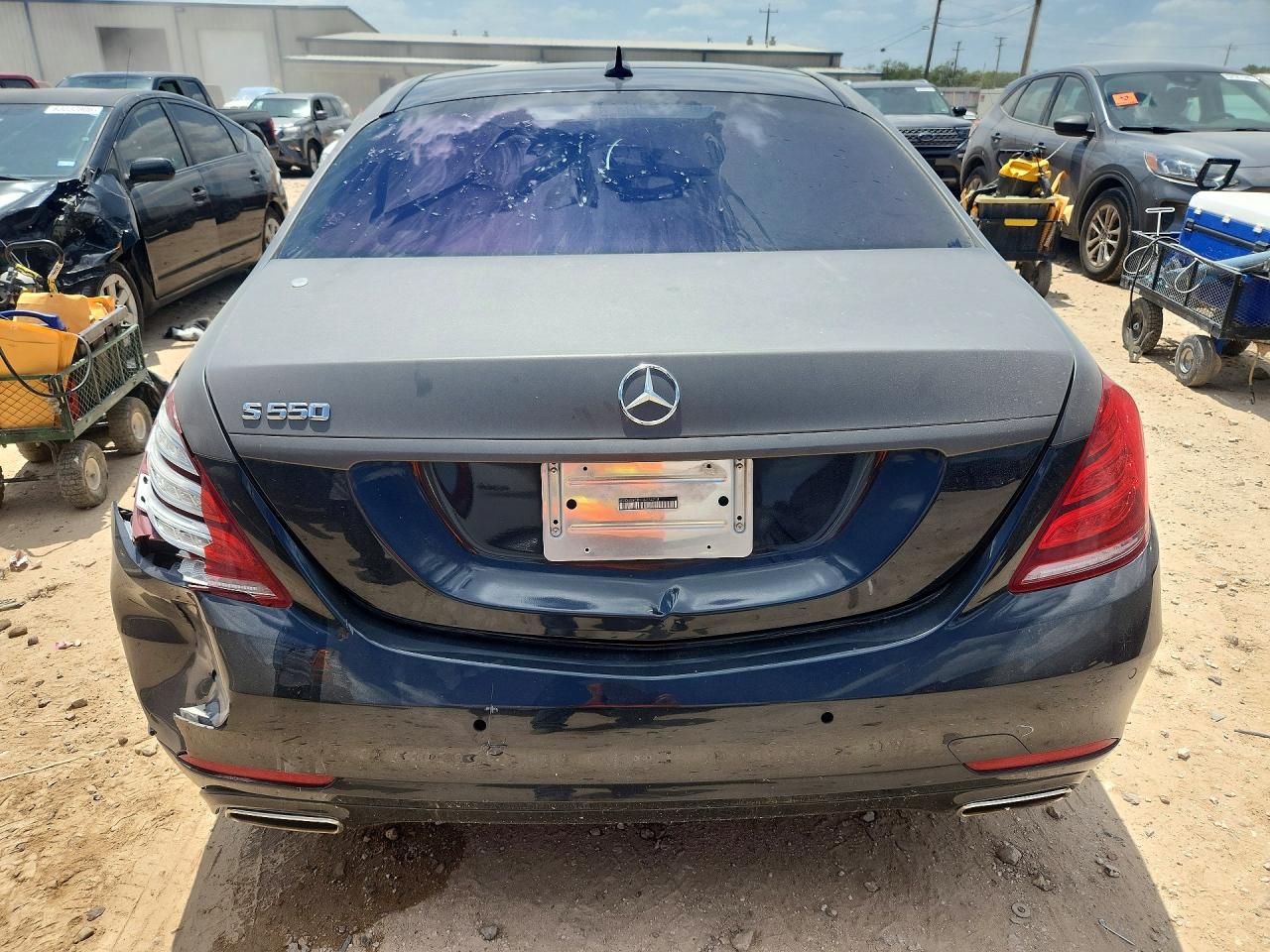 2015 Mercedes-benz S 550 Gray vin: WDDUG8CB6FA074718