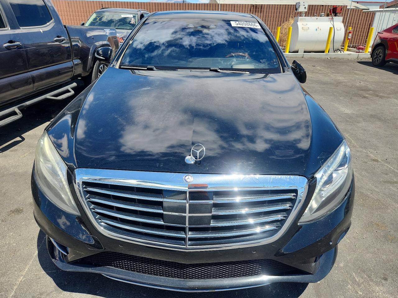 2015 Mercedes-benz S 550 Black vin: WDDUG8CB6FA116305