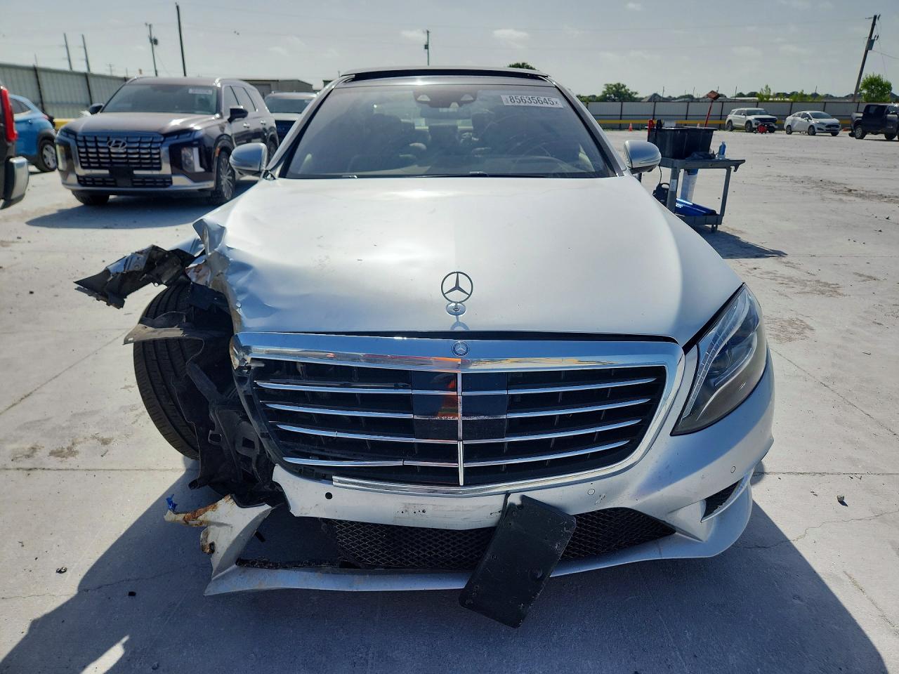 2015 Mercedes-benz S 550 Silver vin: WDDUG8CB6FA174303