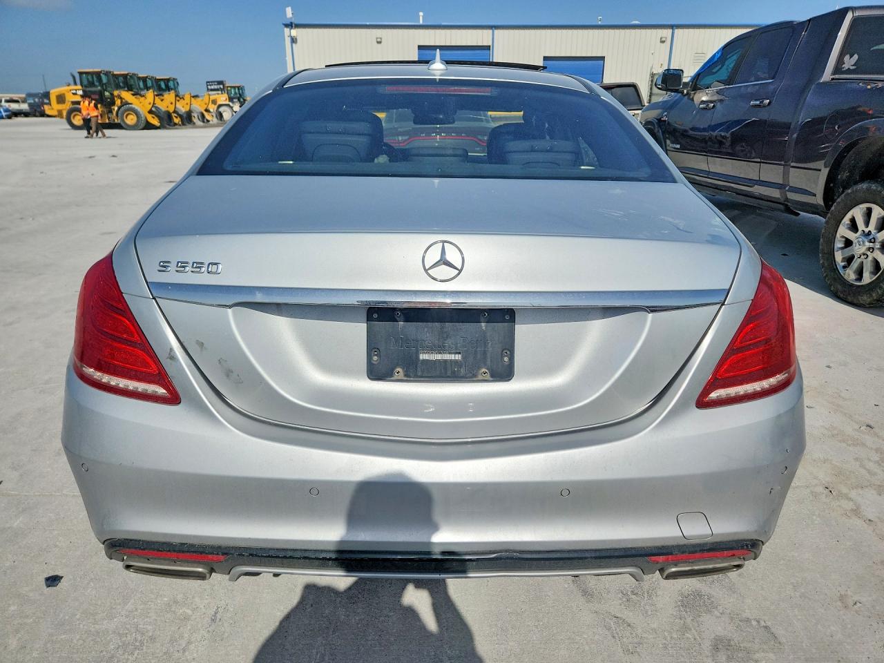 2015 Mercedes-benz S 550 Silver vin: WDDUG8CB6FA174303