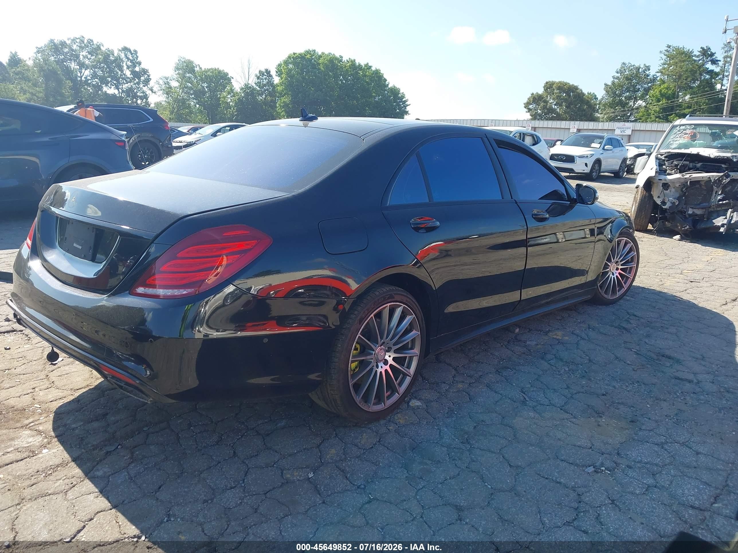 2015 Mercedes-benz S 550   Black vin: WDDUG8CB6FA181722