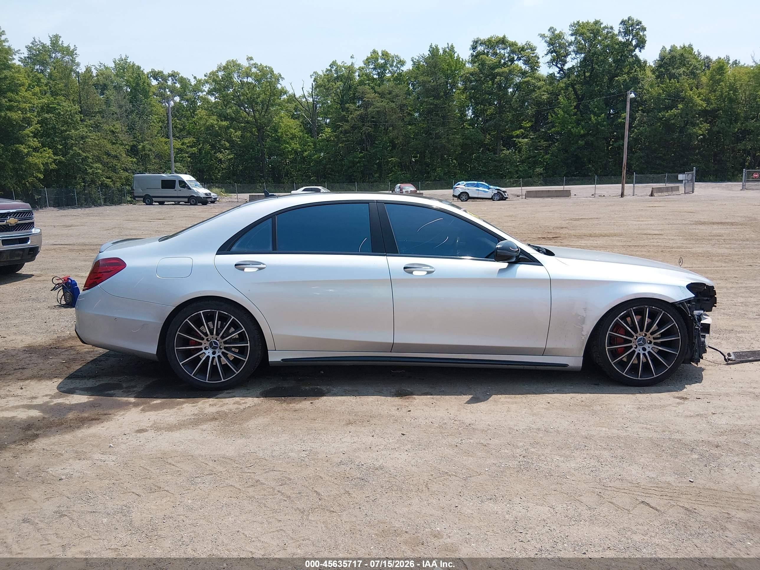 2014 Mercedes-benz S 550   Silver vin: WDDUG8CB7EA008807