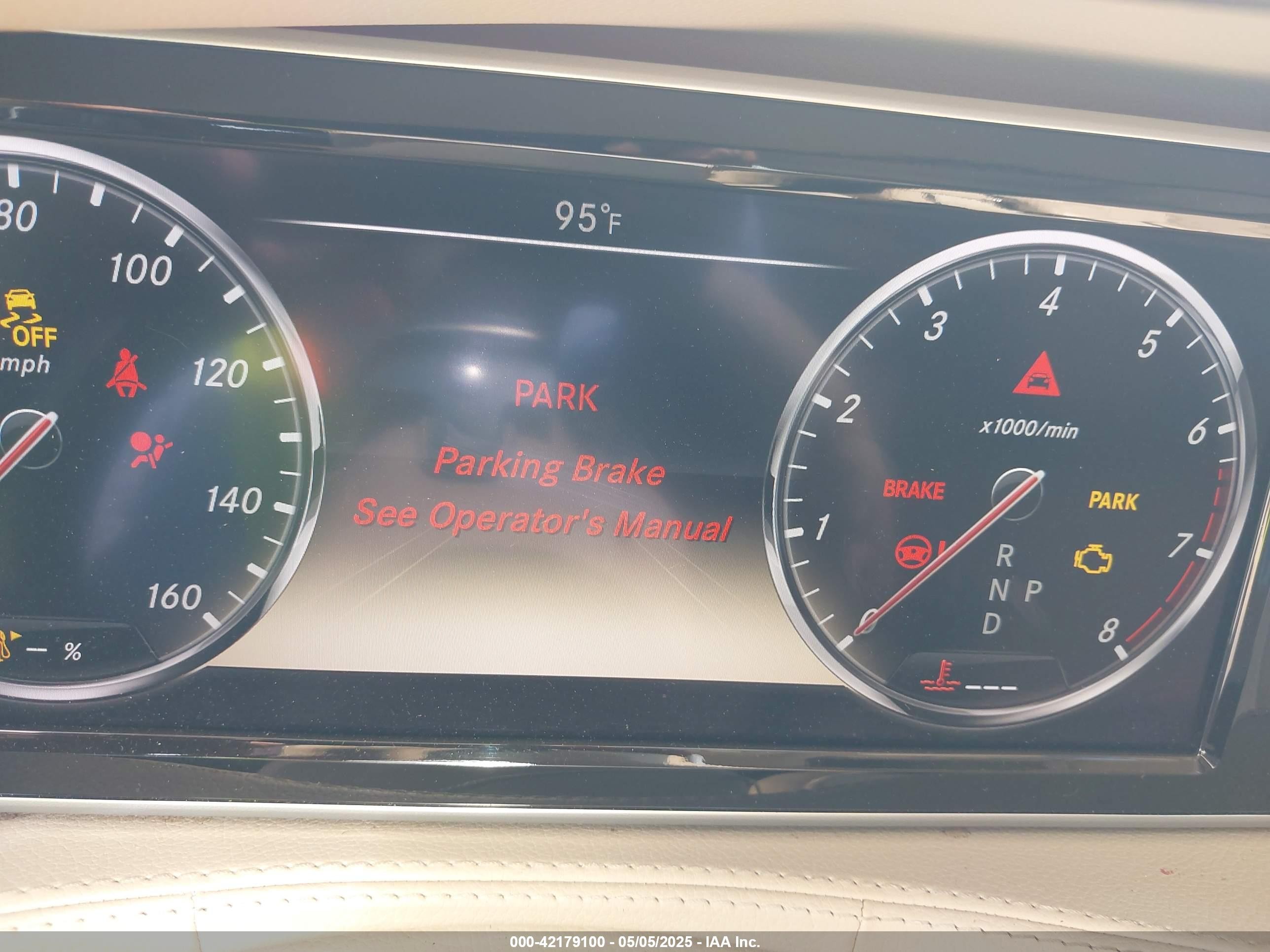 2014 Mercedes-benz S 550   White vin: WDDUG8CB7EA012517