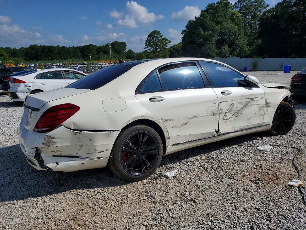 2014 Mercedes-benz S 550 White vin: WDDUG8CB7EA012517