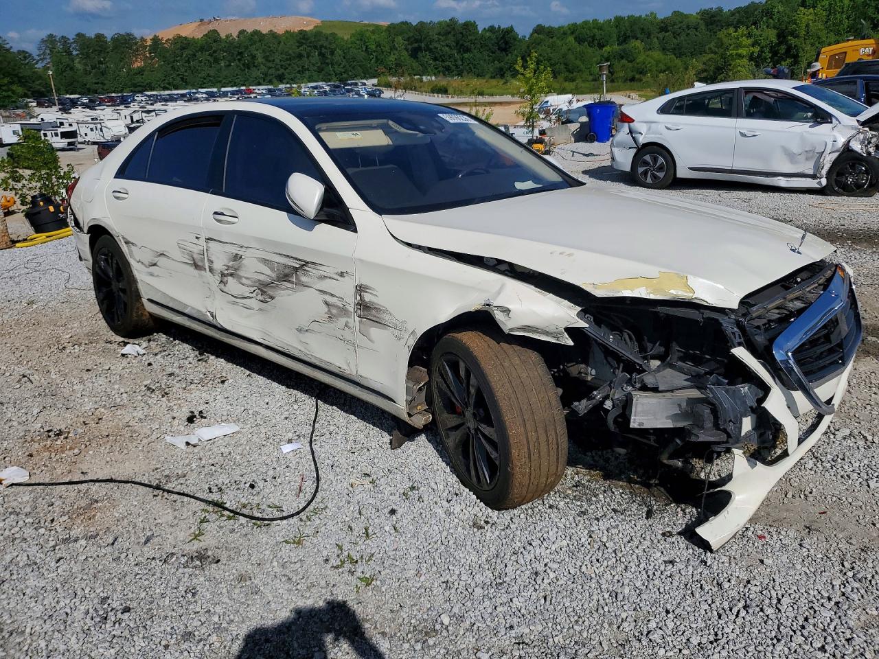 2014 Mercedes-benz S 550 White vin: WDDUG8CB7EA012517