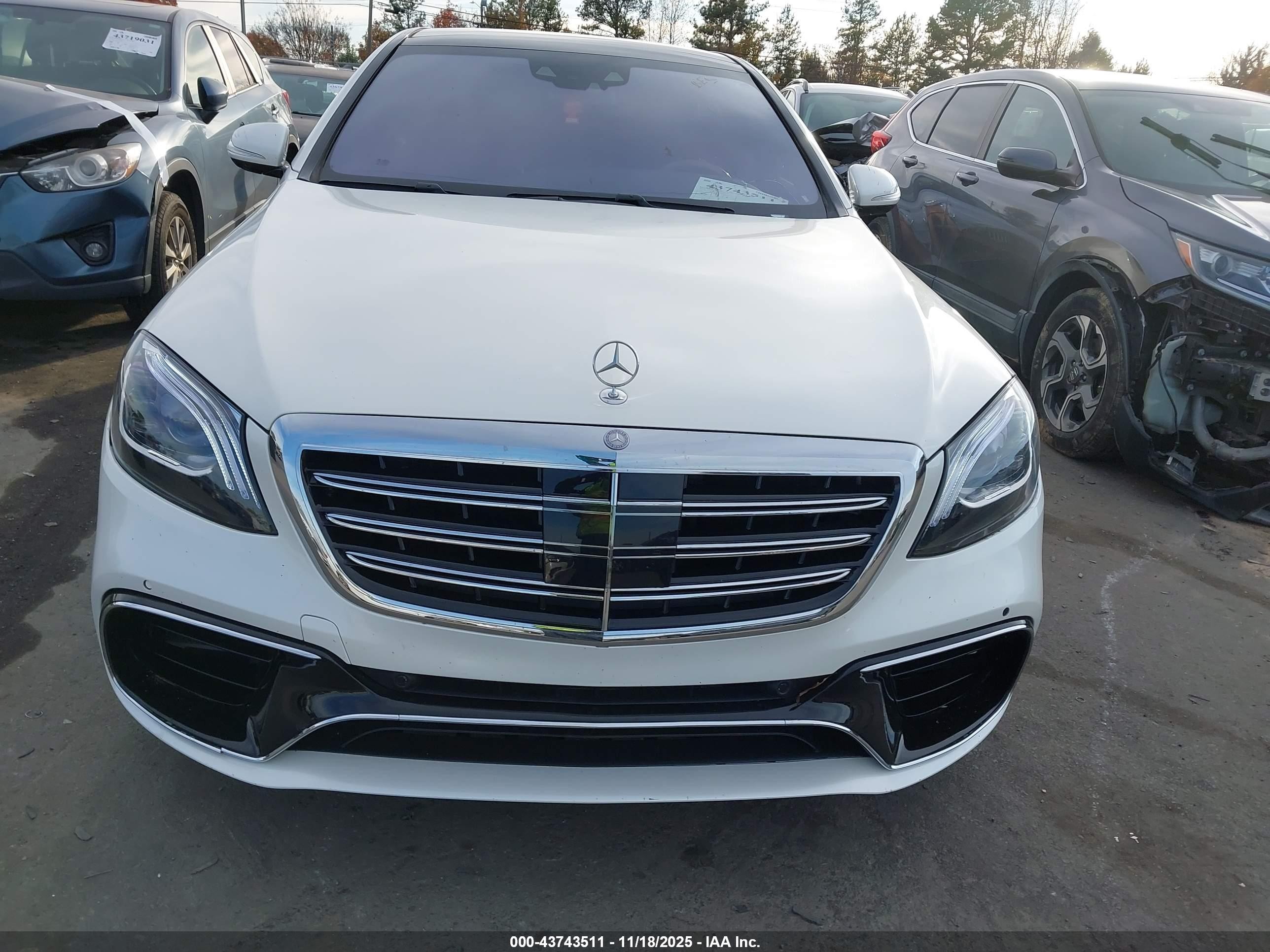 2014 Mercedes-benz S 550   White vin: WDDUG8CB7EA020603