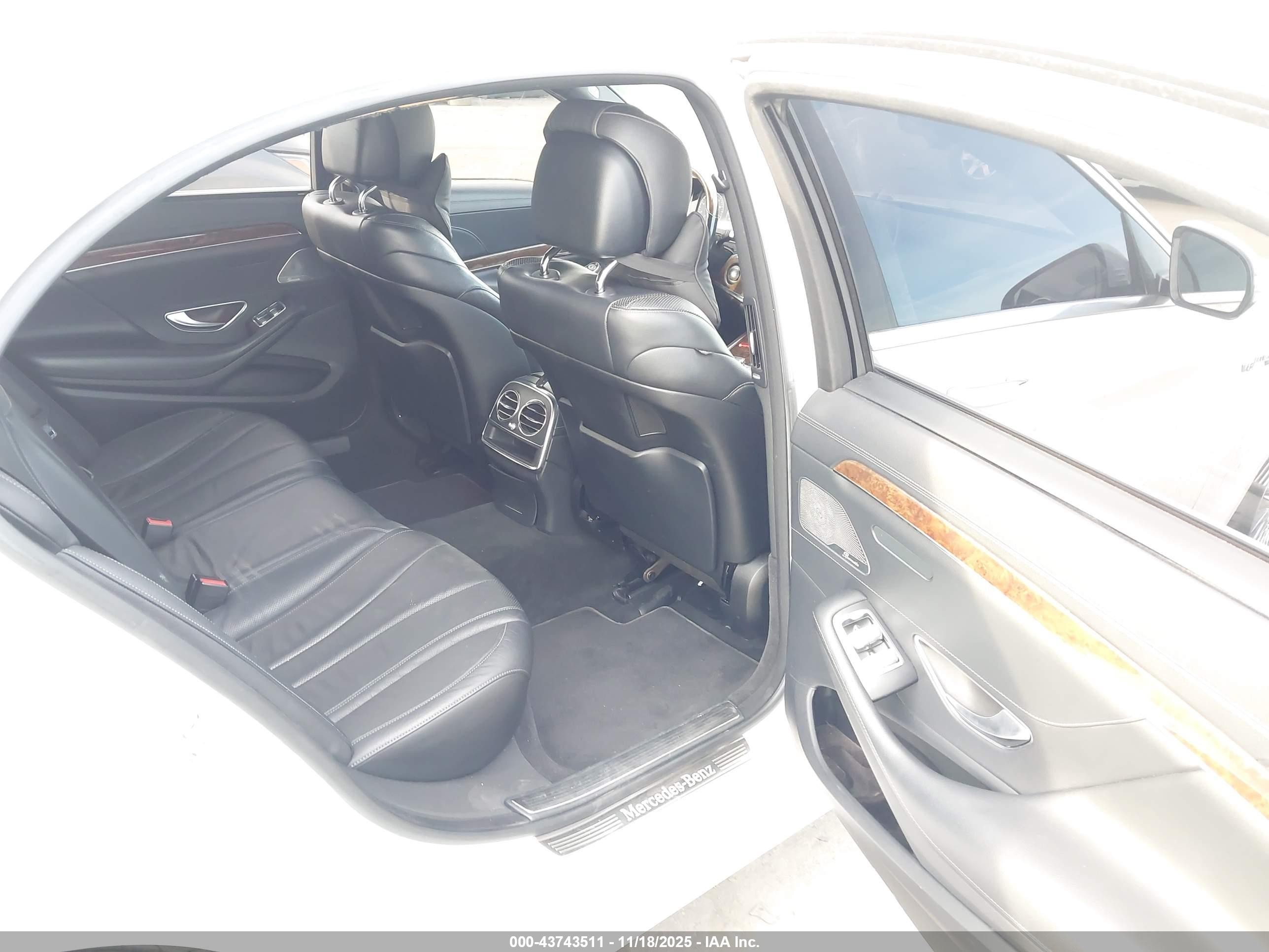 2014 Mercedes-benz S 550   White vin: WDDUG8CB7EA020603