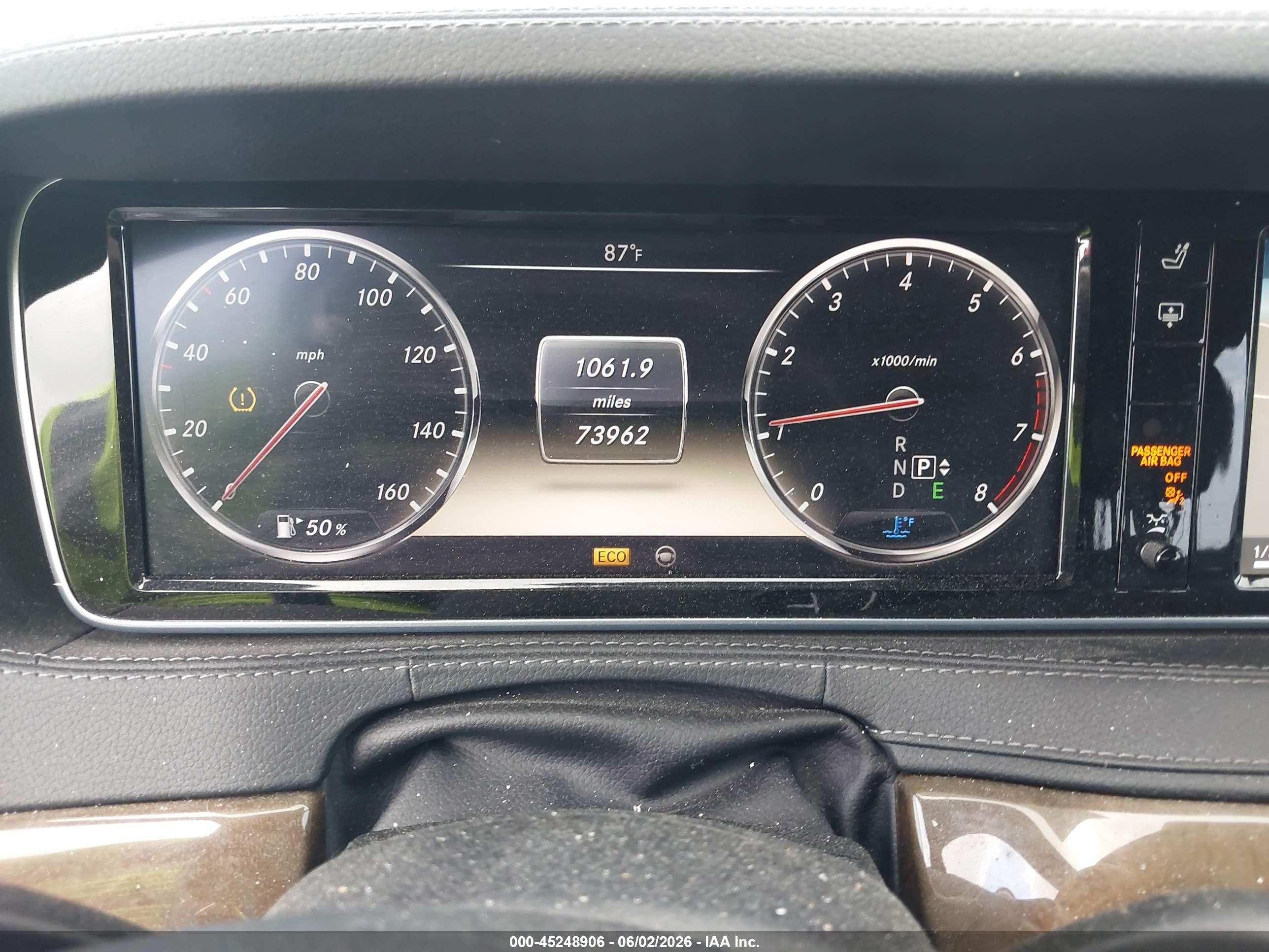 2014 Mercedes-benz S 550   Black vin: WDDUG8CB7EA025428