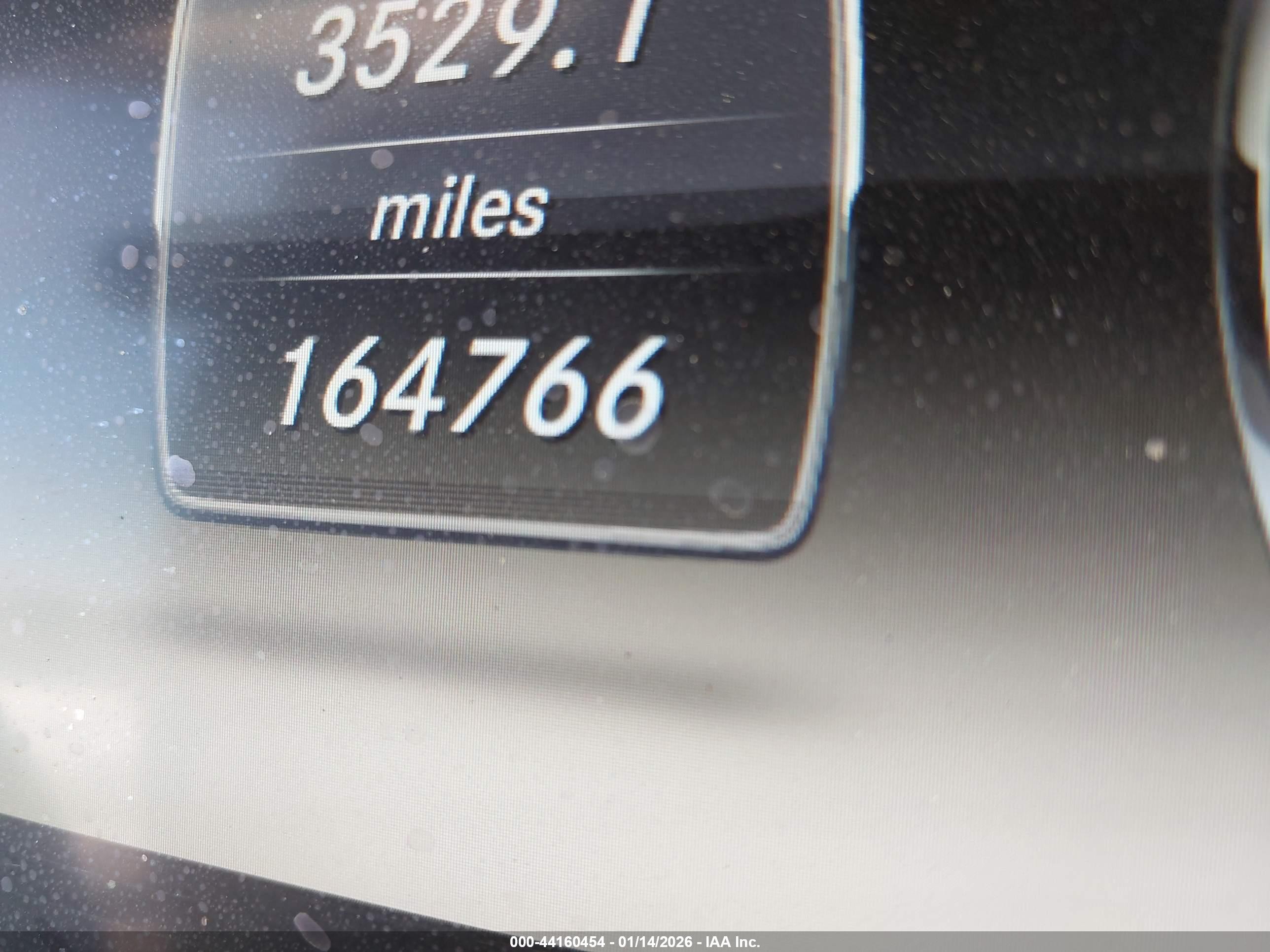 2014 Mercedes-benz S 550   White vin: WDDUG8CB7EA044562
