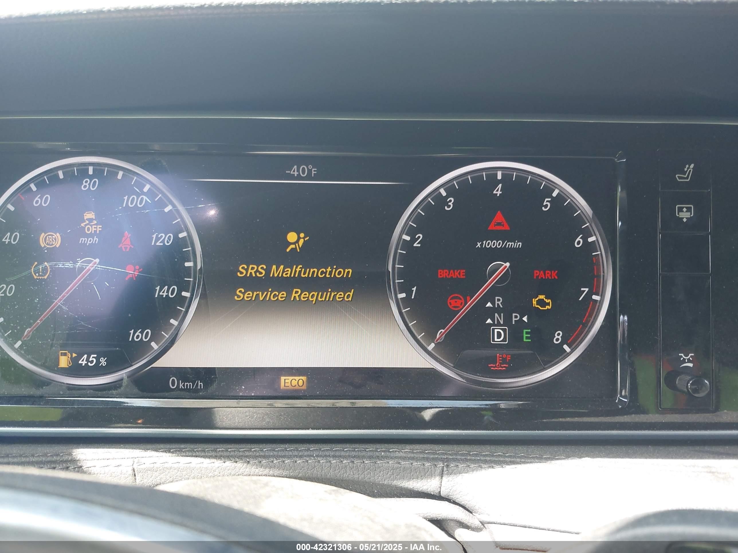 2014 Mercedes-benz S 550   Black vin: WDDUG8CB7EA064424