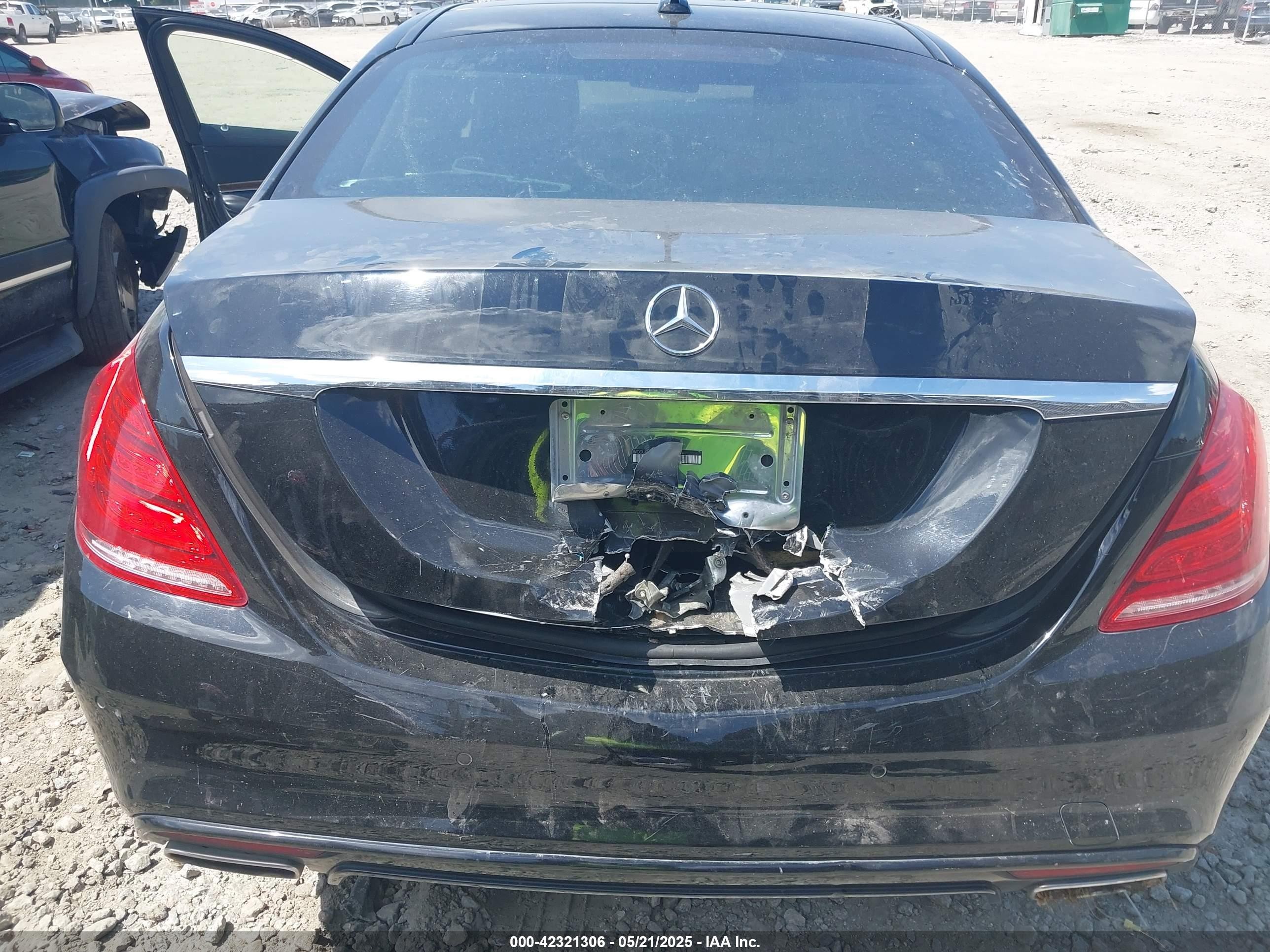 2014 Mercedes-benz S 550   Black vin: WDDUG8CB7EA064424