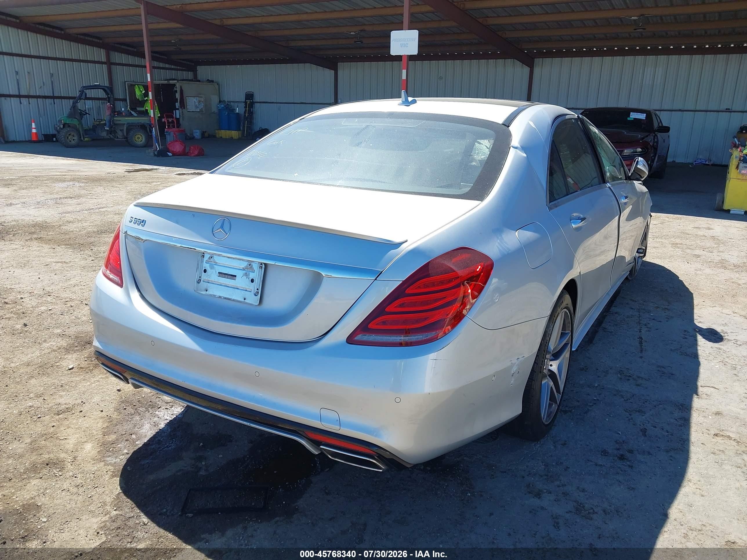 2015 Mercedes-benz S 550   Silver vin: WDDUG8CB7FA109833