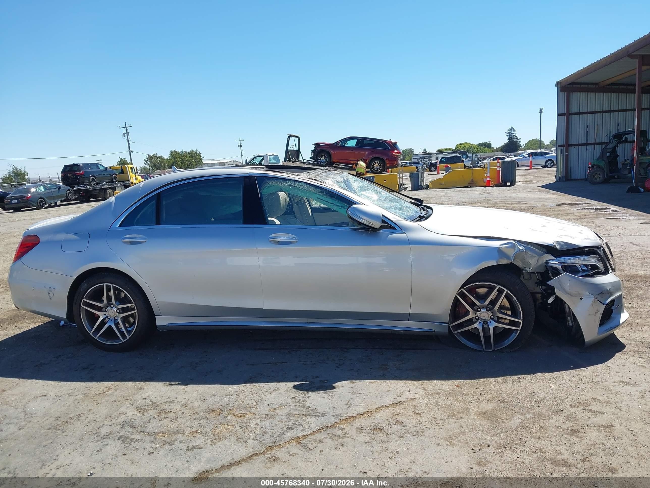 2015 Mercedes-benz S 550   Silver vin: WDDUG8CB7FA109833