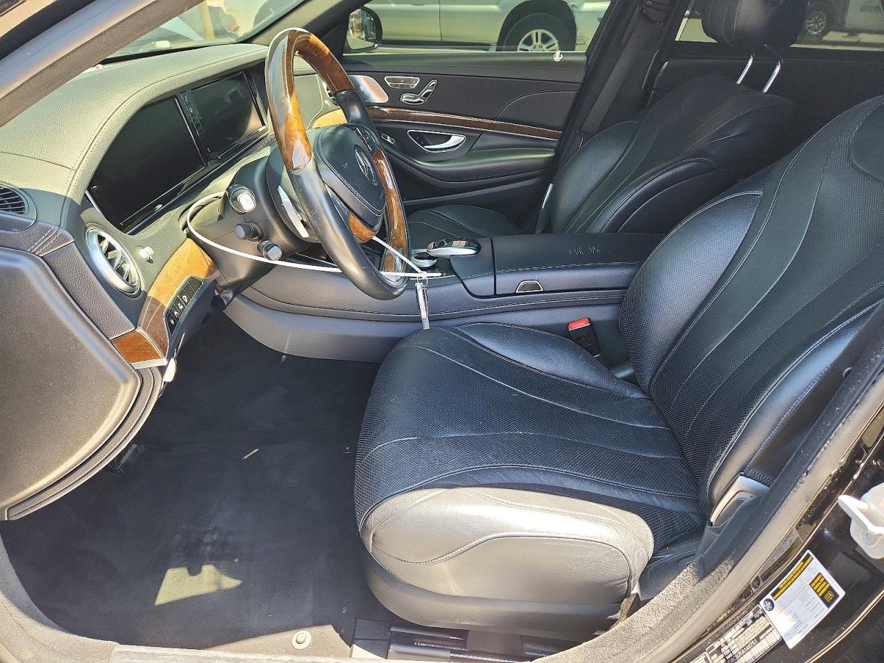 2015 Mercedes-benz S 550 Black vin: WDDUG8CB7FA149751