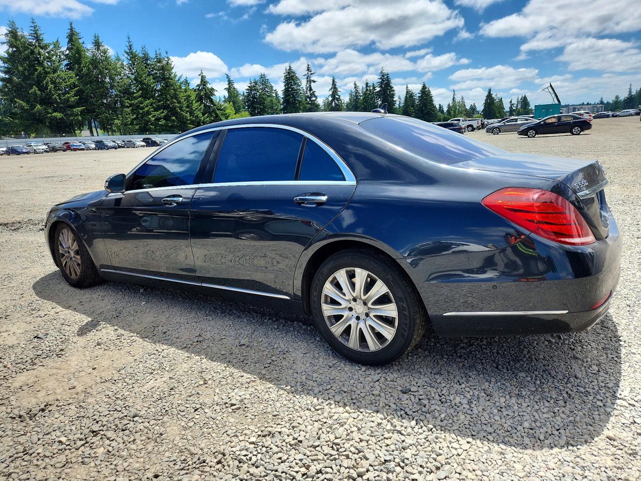 2014 Mercedes-benz S 550 Blue vin: WDDUG8CB8EA016611