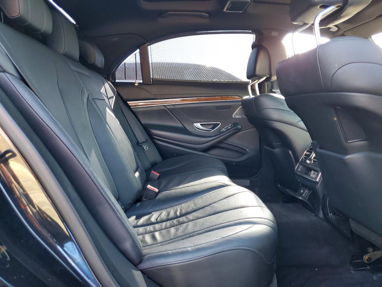 2014 Mercedes-benz S 550 Черный vin: WDDUG8CB8EA026653