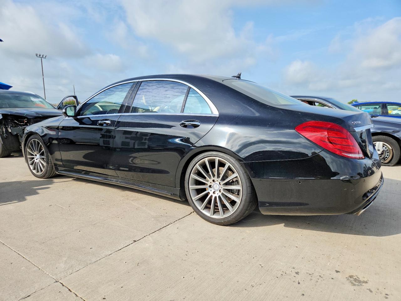 2014 Mercedes-benz S 550 Black vin: WDDUG8CB8EA034963